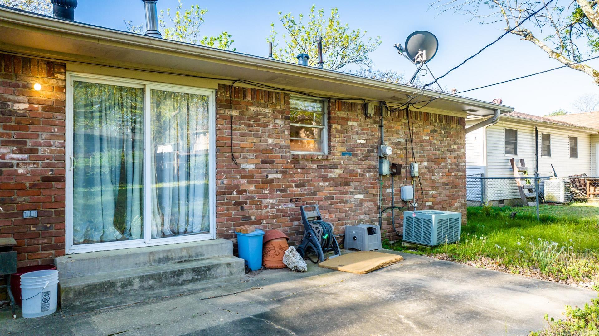 9720 Brooks  Little Rock, AR