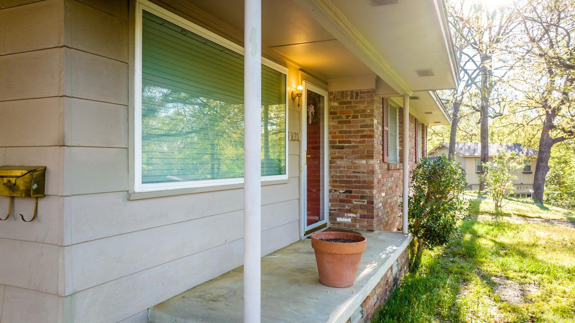 9720 Brooks  Little Rock, AR