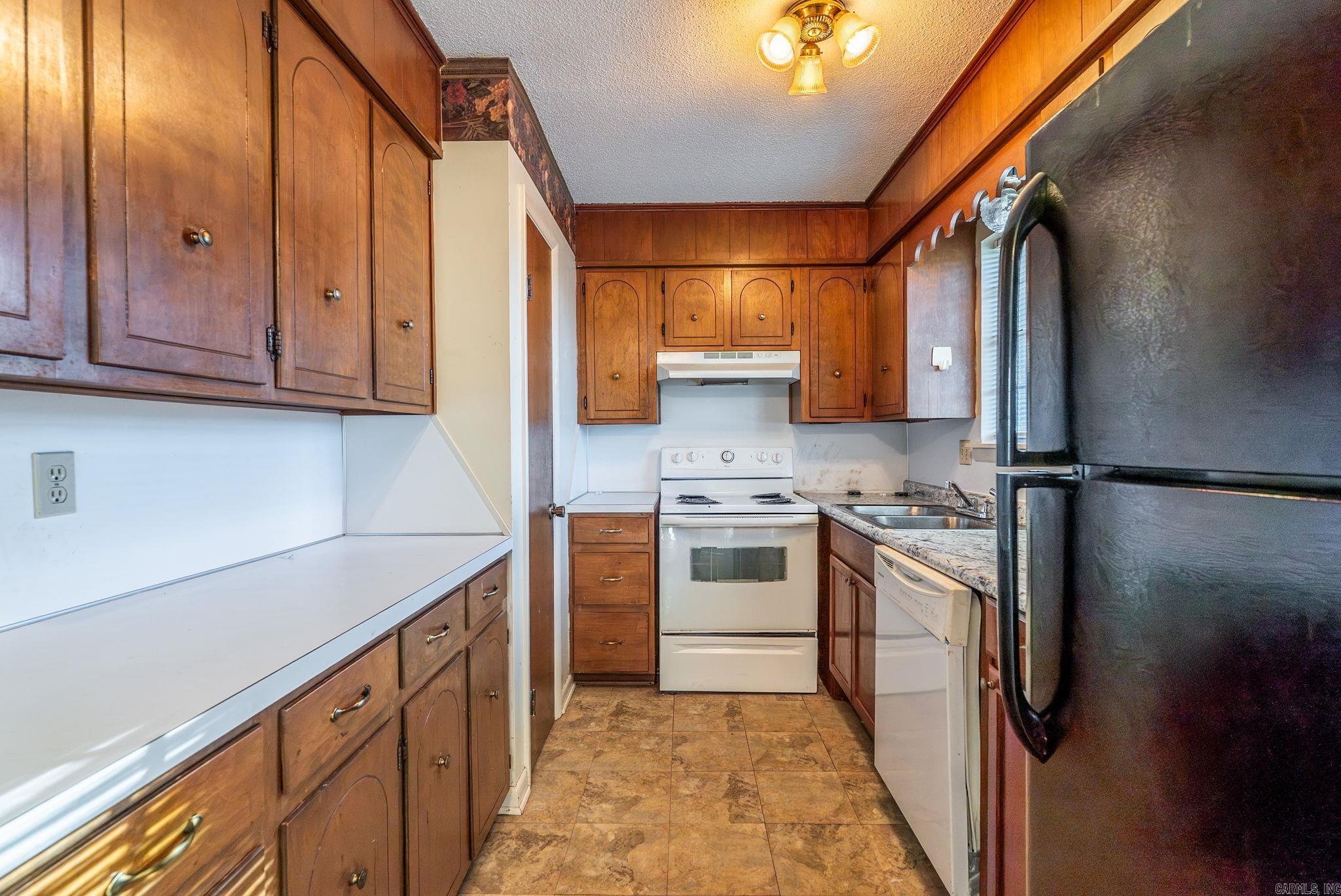 6104 Meadowbrook  North Little Rock, AR