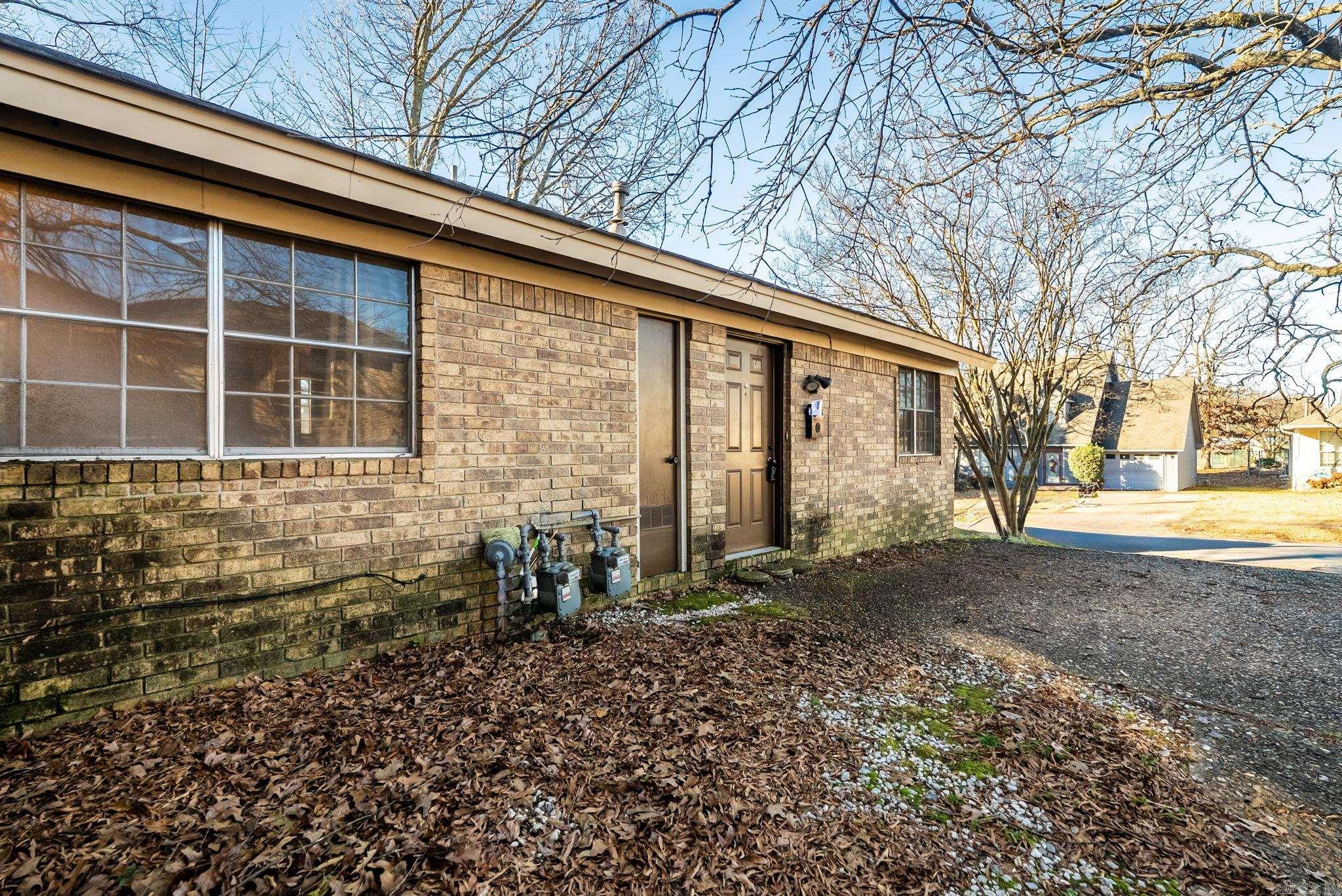 6104 Meadowbrook  North Little Rock, AR