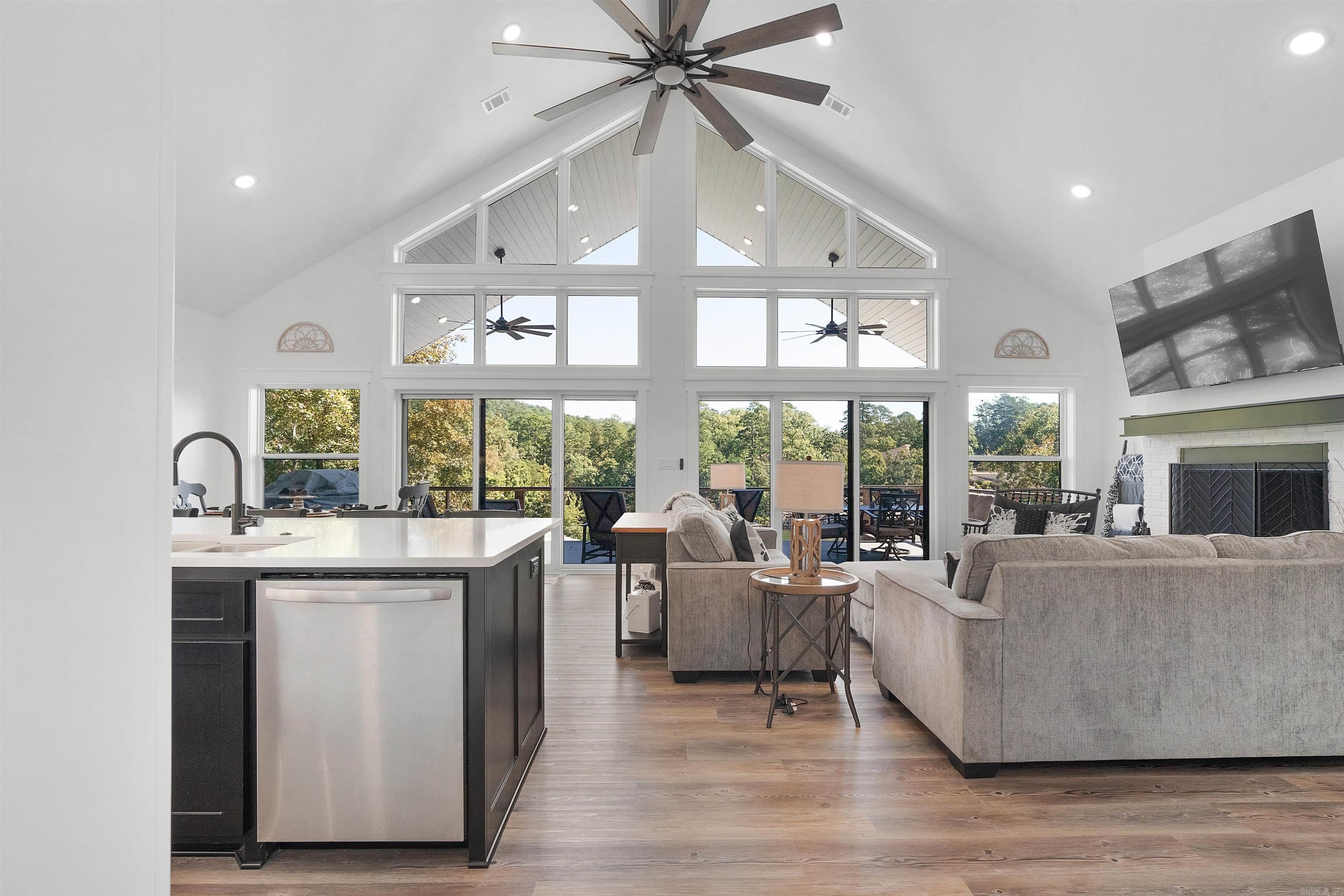 13 Caribe  Hot Springs Village, AR