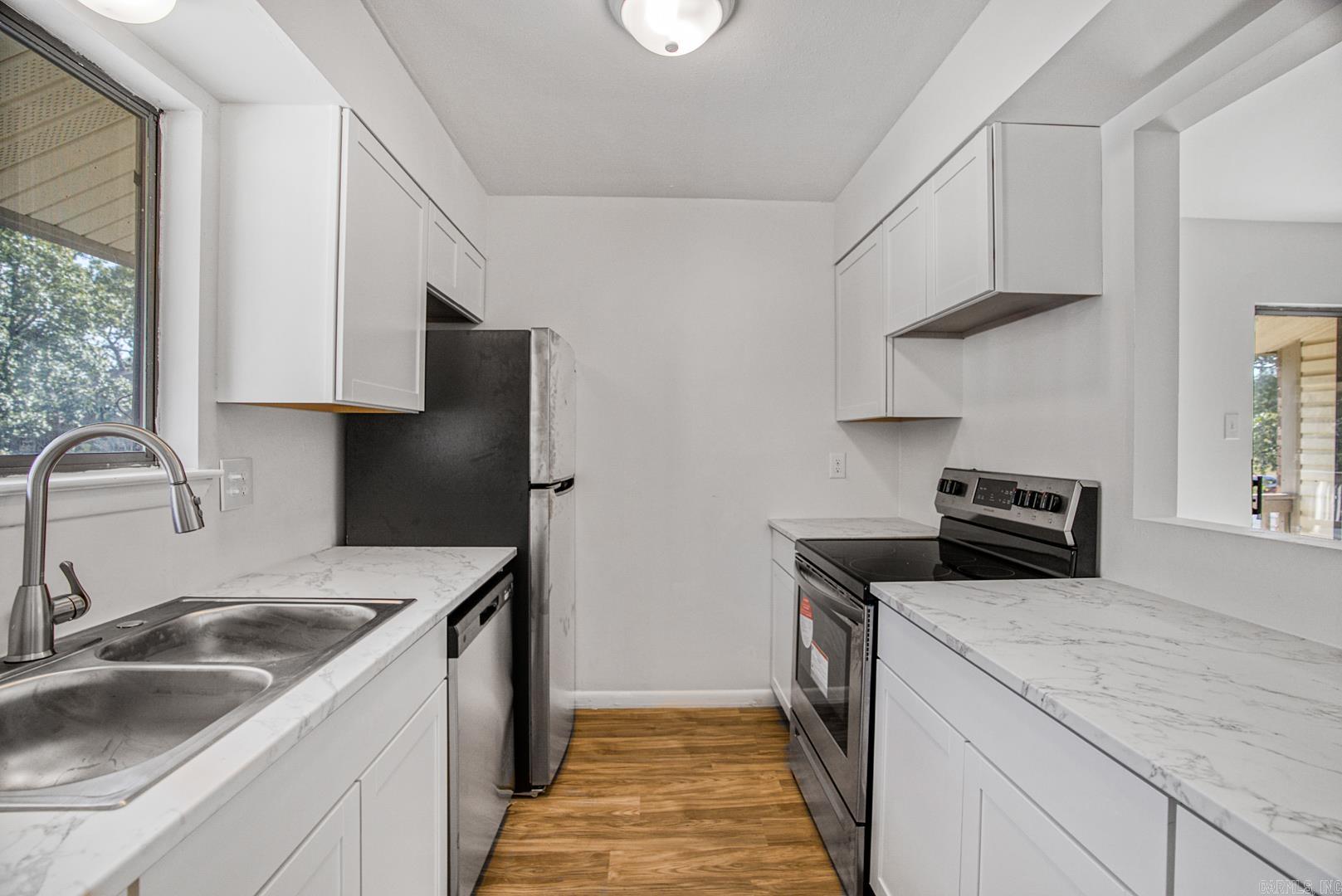 101 Pine Forest  Maumelle, AR