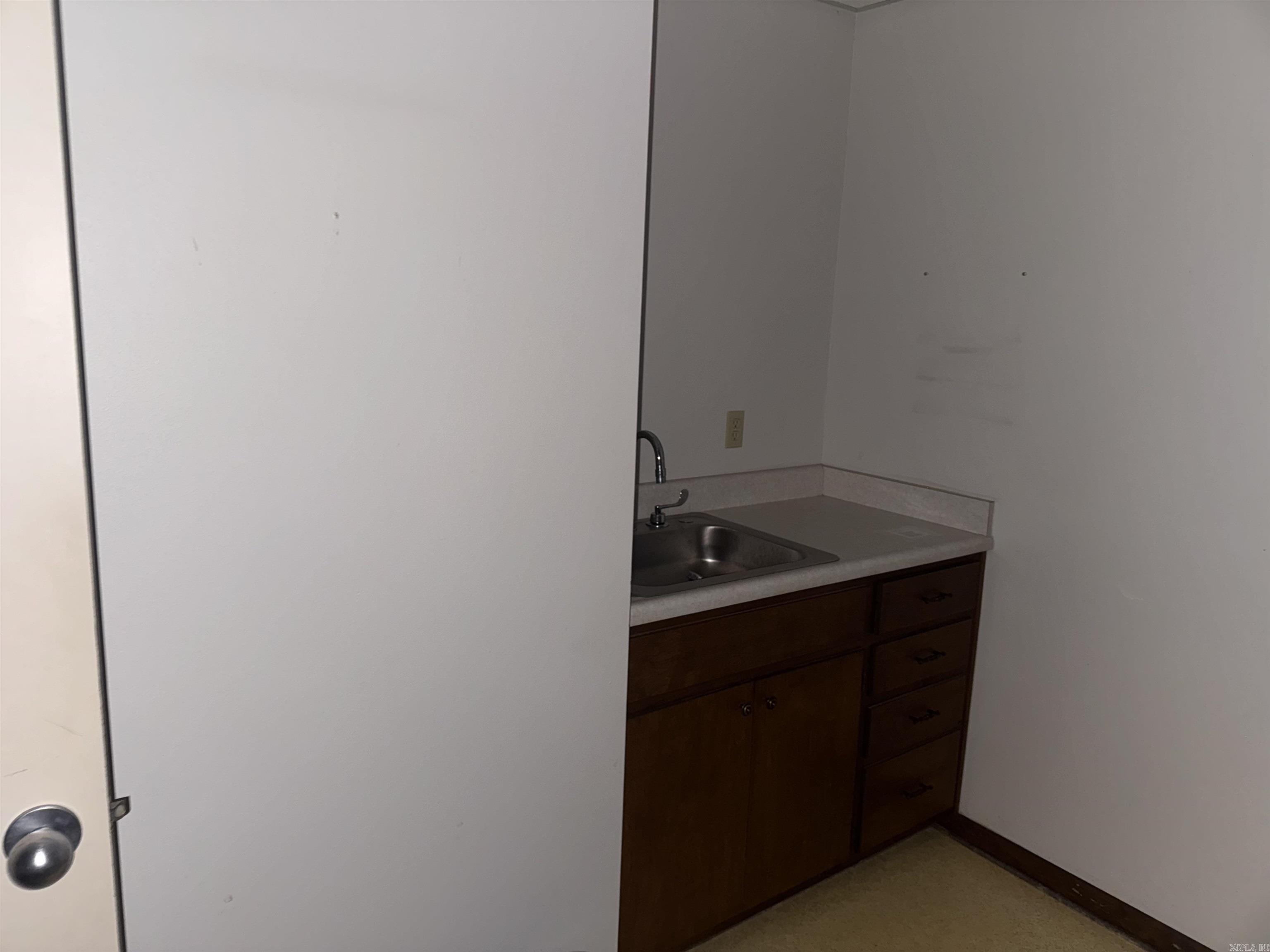 1801 W 40TH. SUITE  5A  Pine Bluff, AR