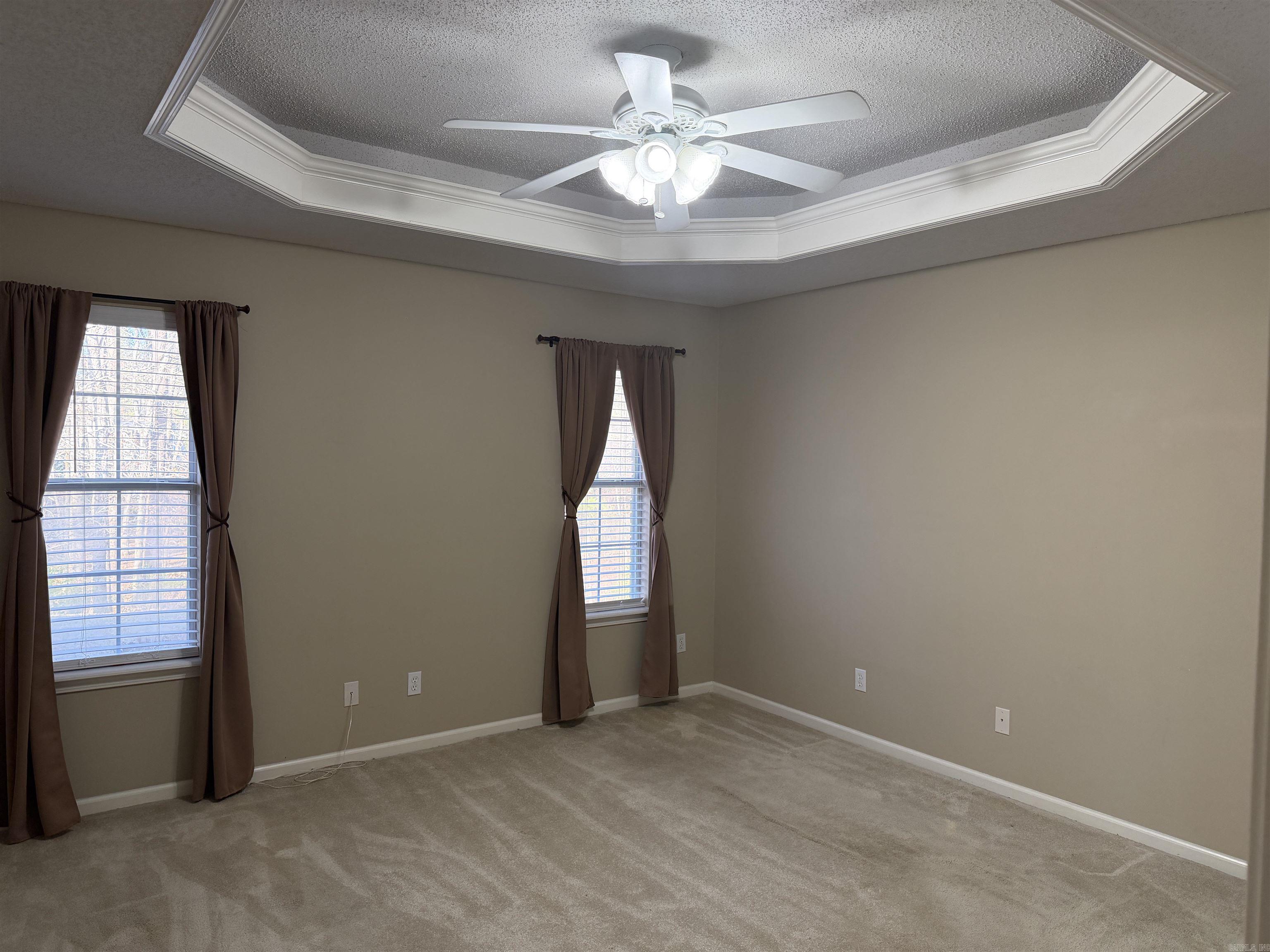 341 Regal Oaks White Hall, AR 71602