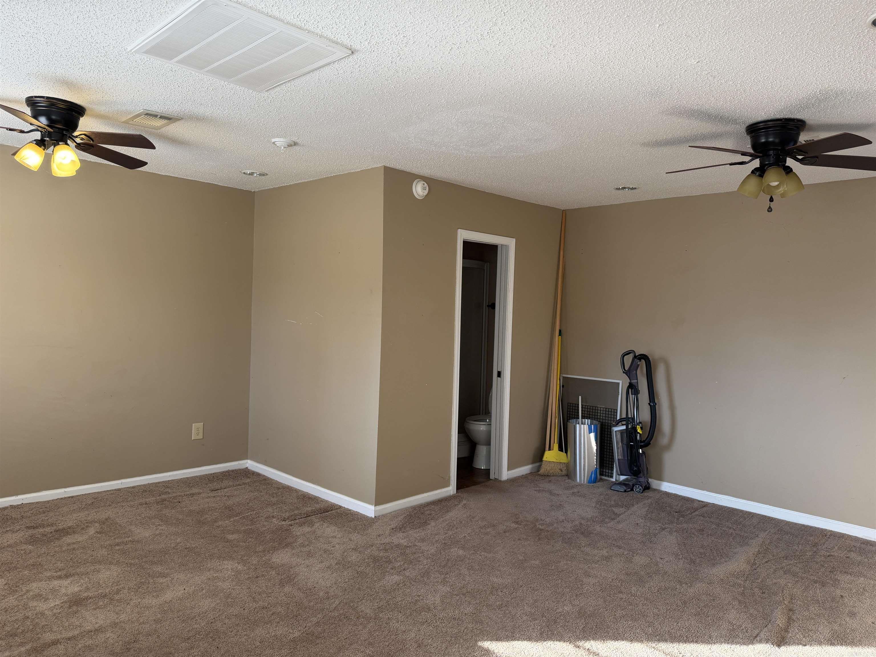 341 Regal Oaks White Hall, AR 71602