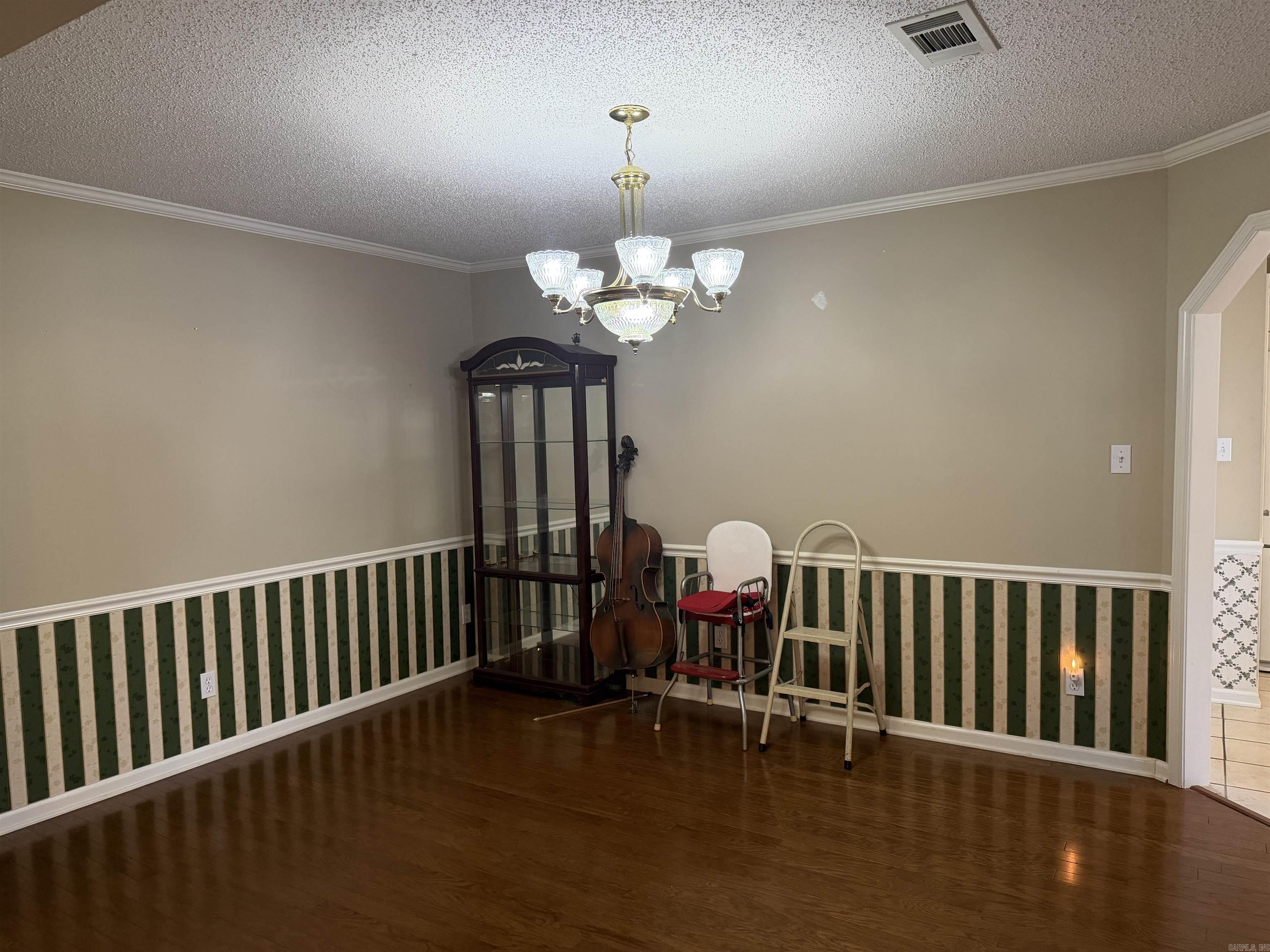 341 Regal Oaks White Hall, AR 71602