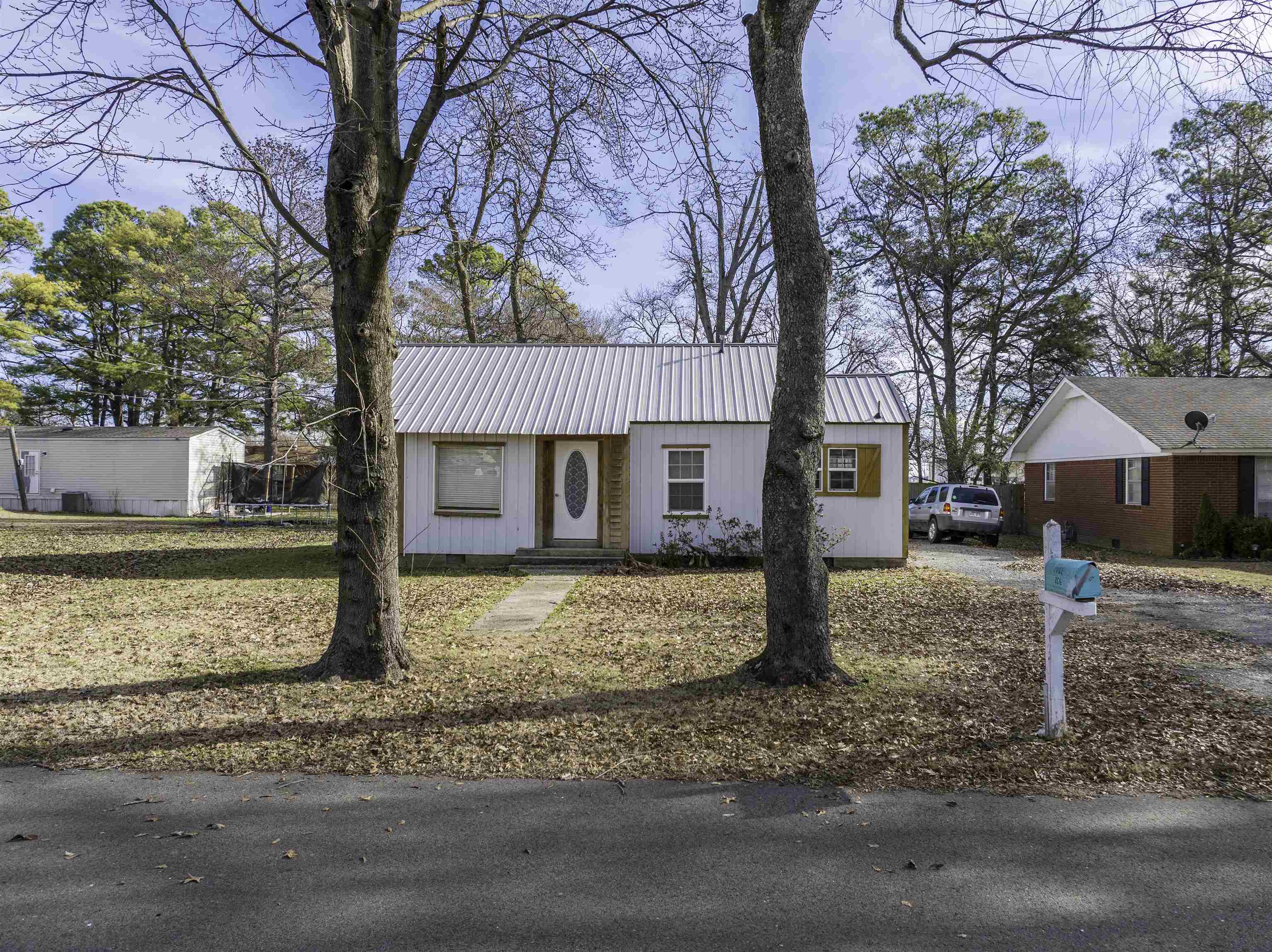 206 S Nance  Monette, AR