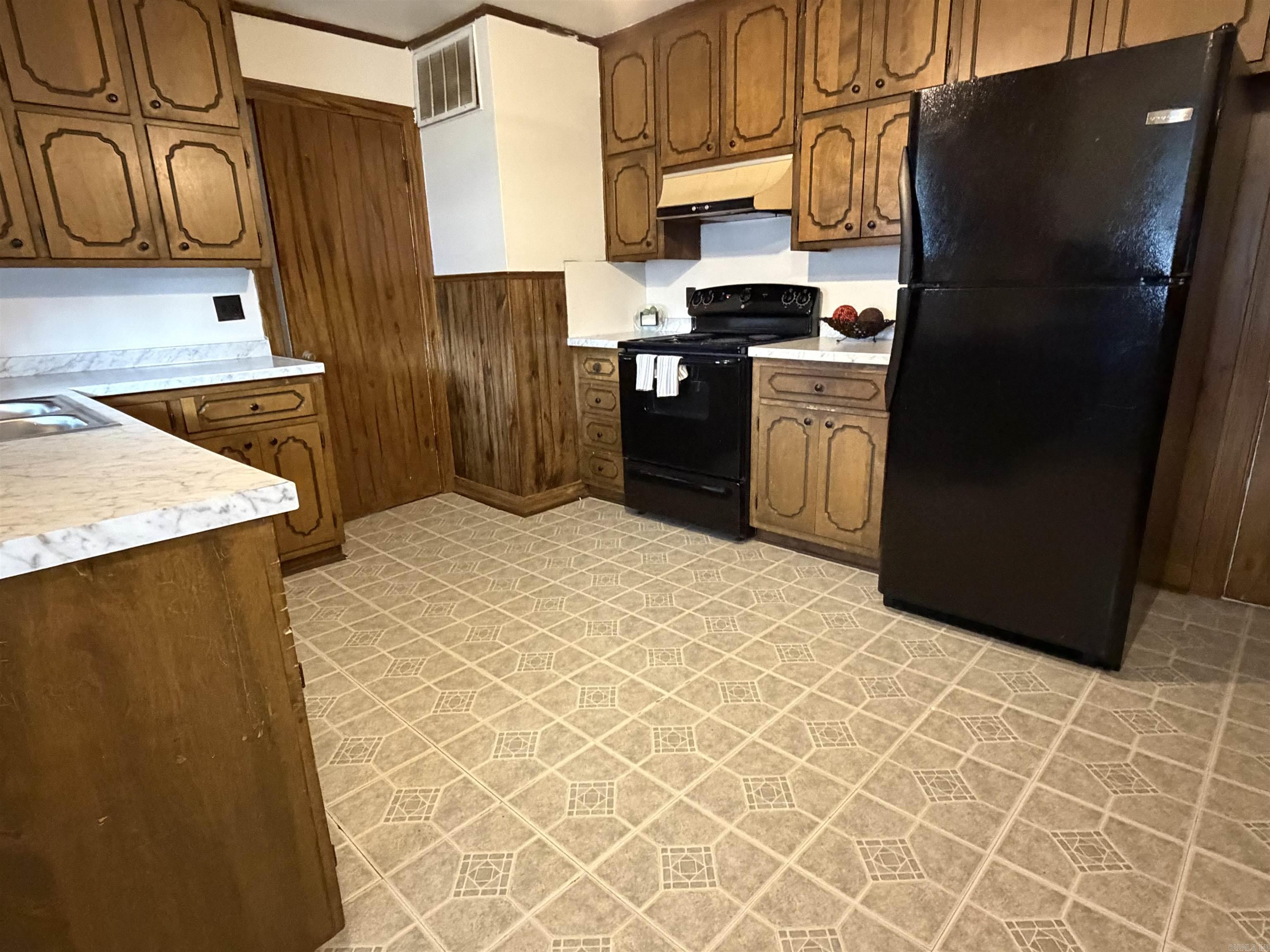 100 Lucy  Searcy, AR