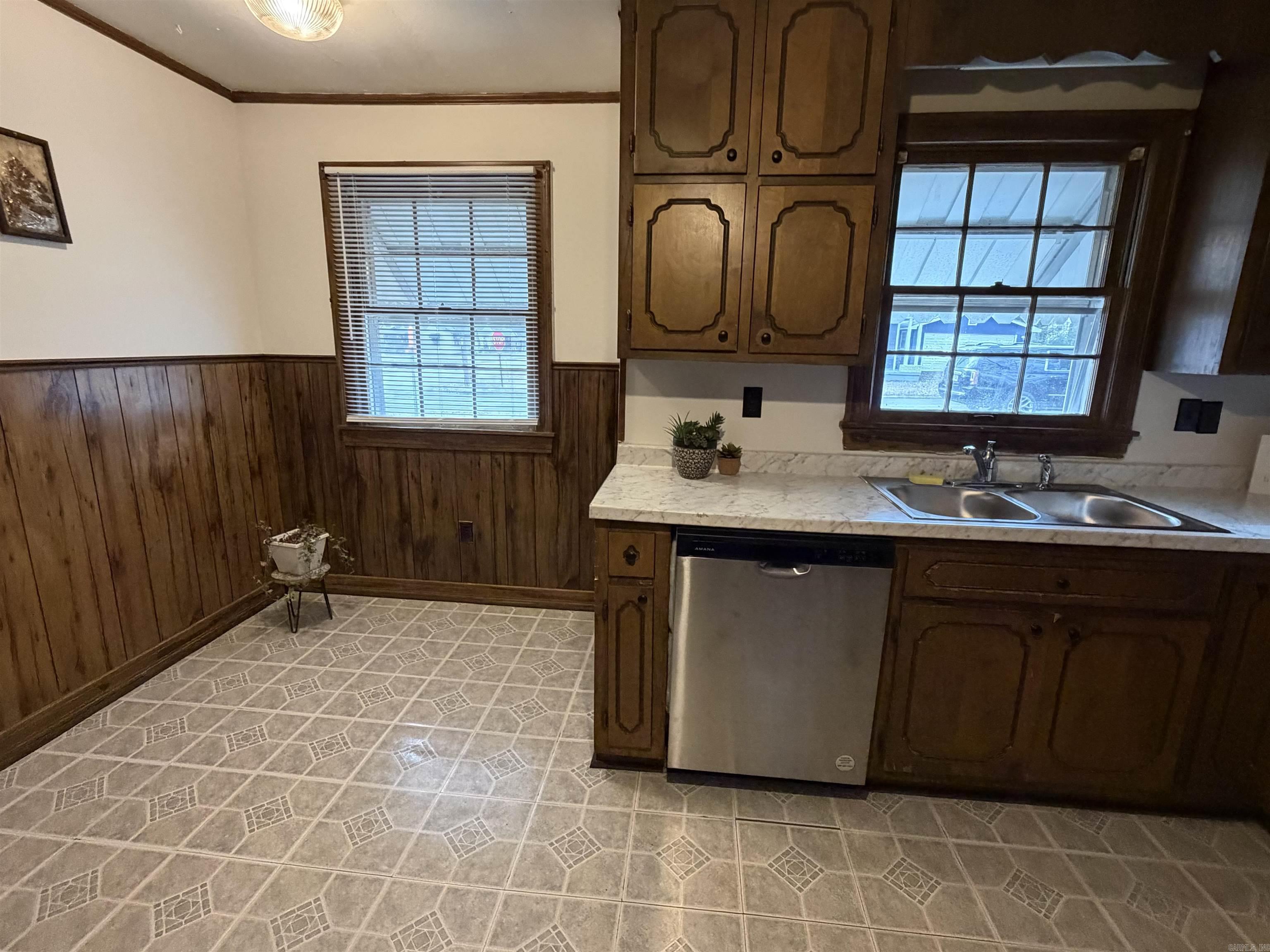 100 Lucy  Searcy, AR