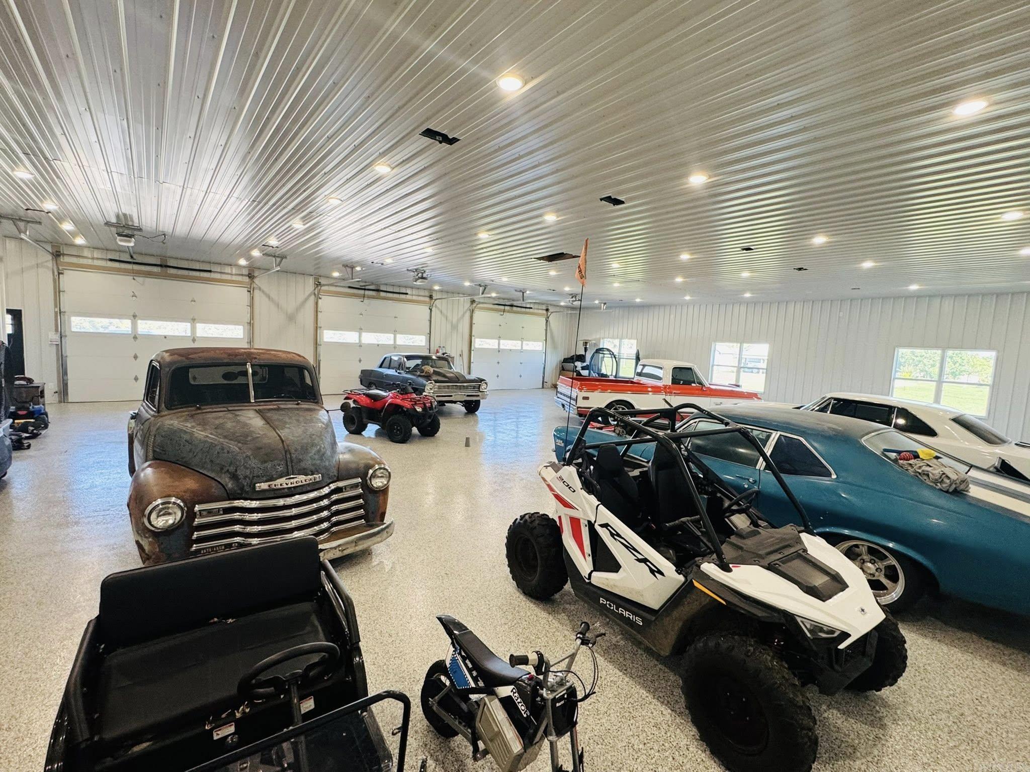 1656 Airport Drive  Mountain View, AR