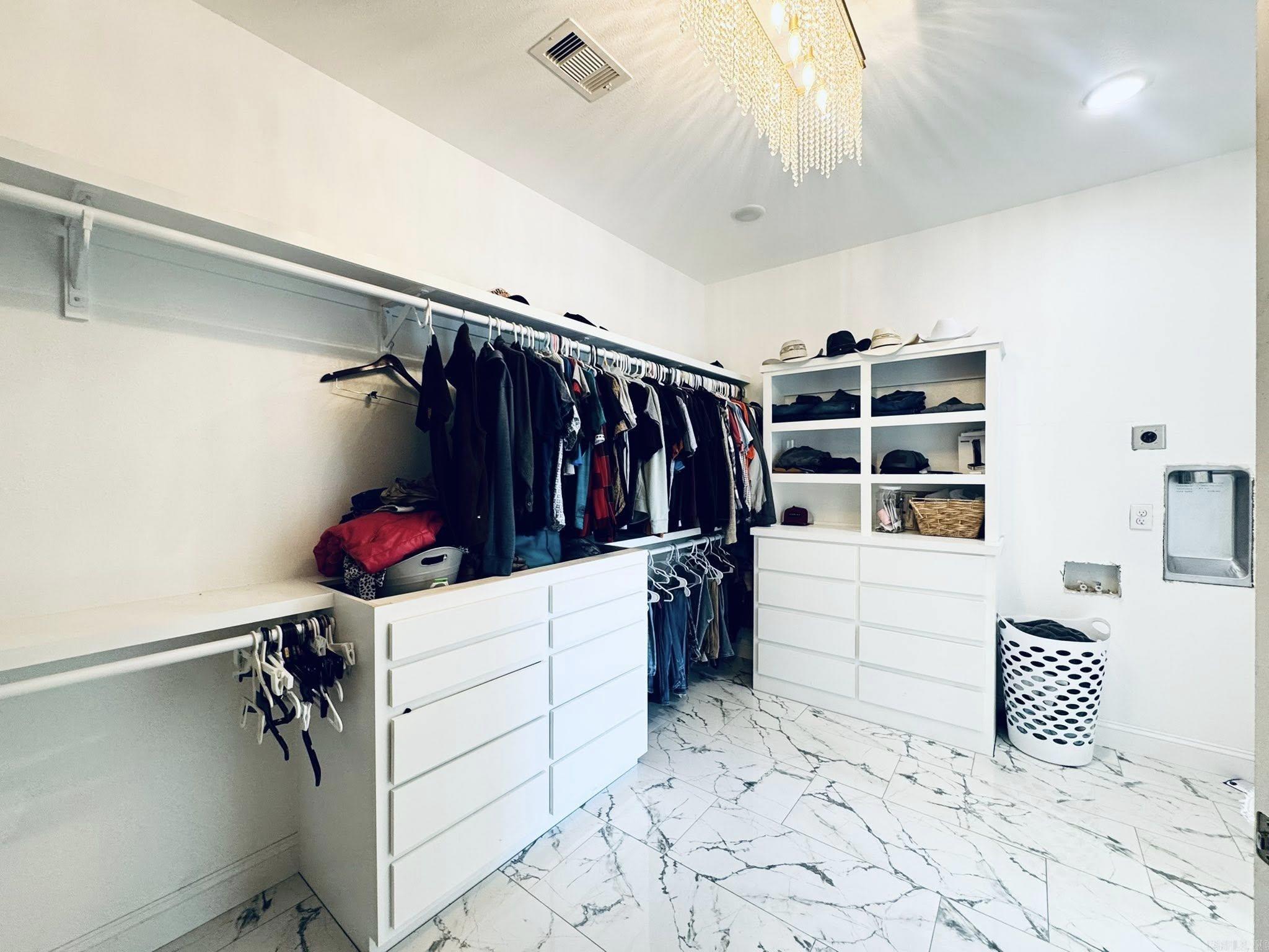 1656 Airport Drive  Mountain View, AR