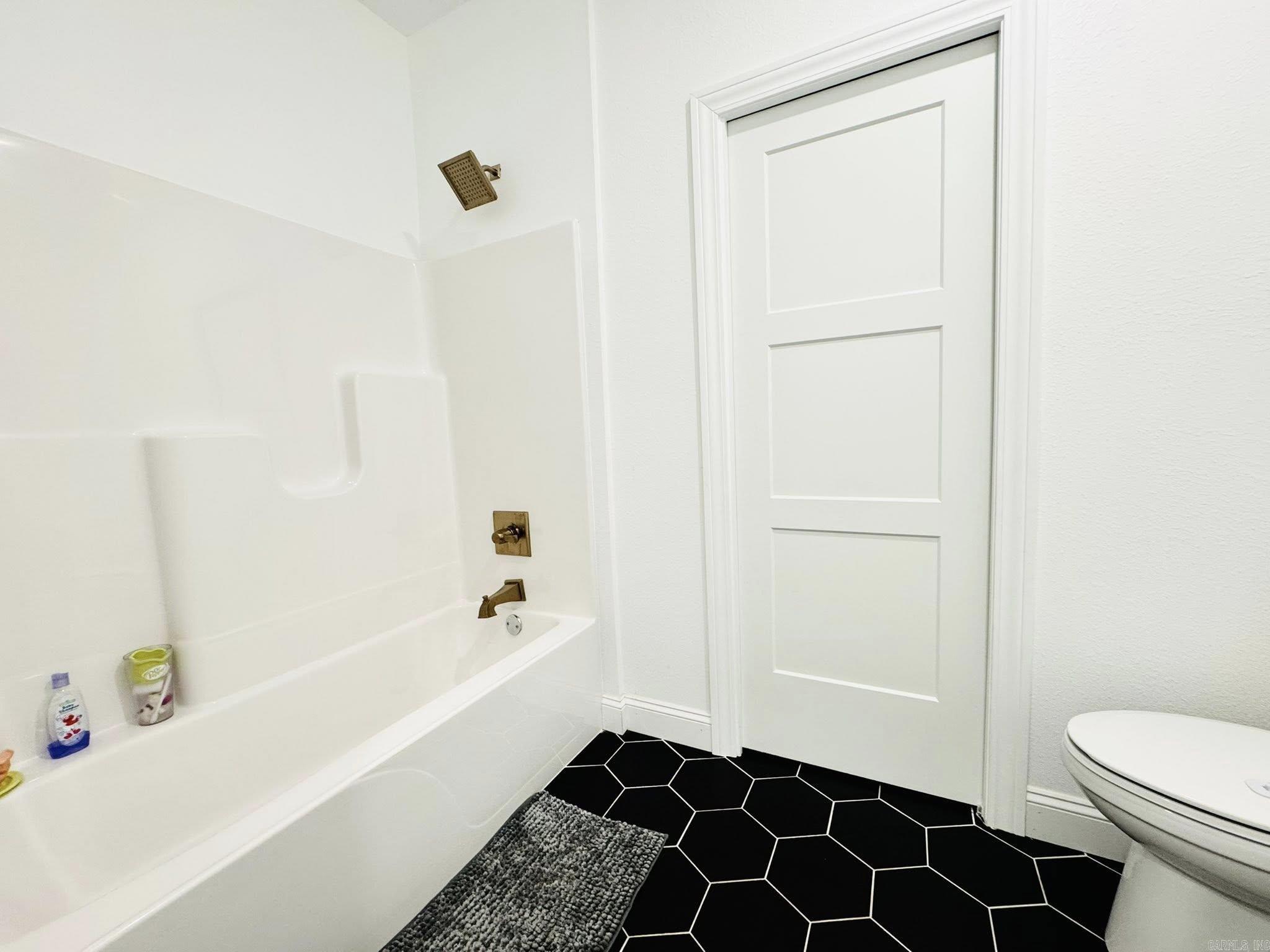 1656 Airport Drive  Mountain View, AR