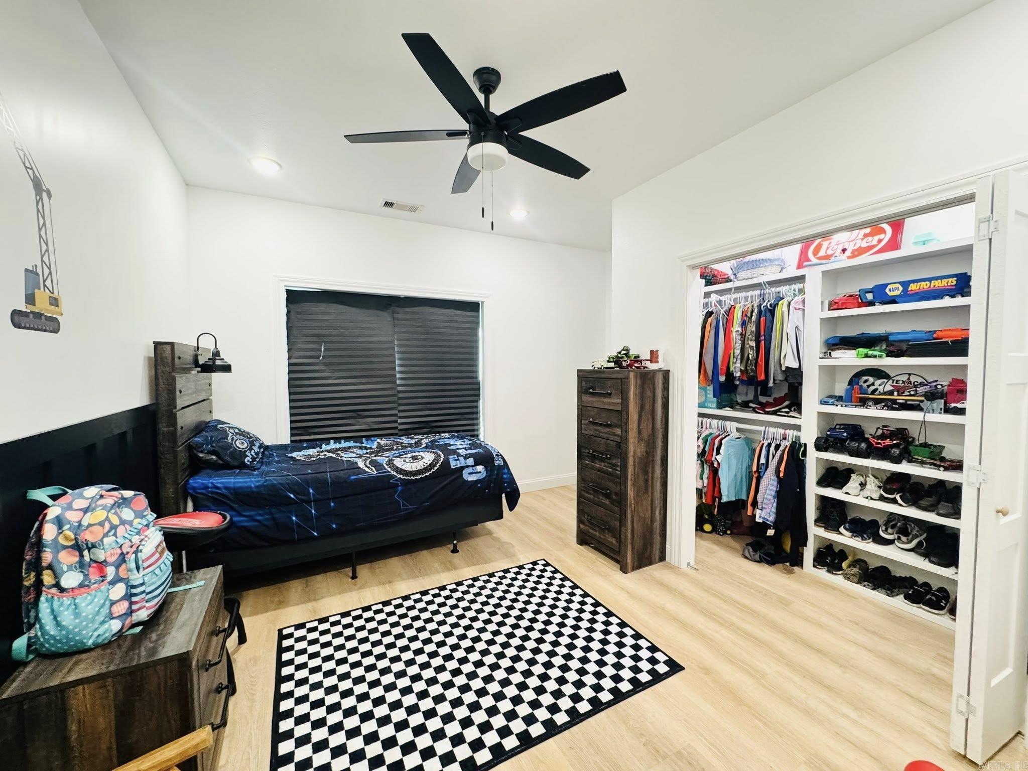 1656 Airport Drive  Mountain View, AR