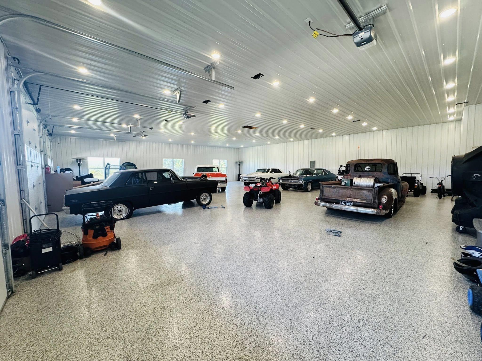 1656 Airport Drive  Mountain View, AR