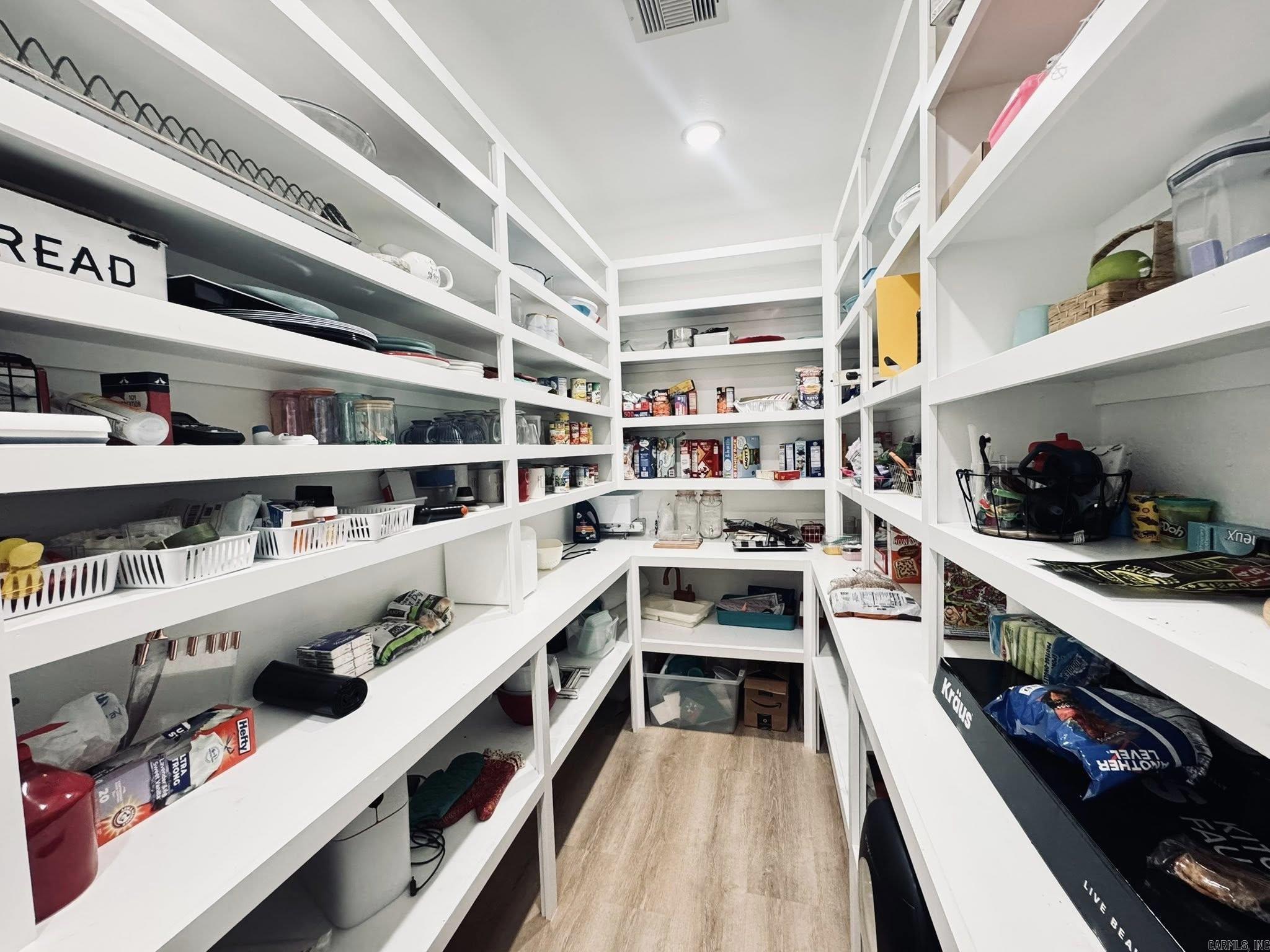 1656 Airport Drive  Mountain View, AR