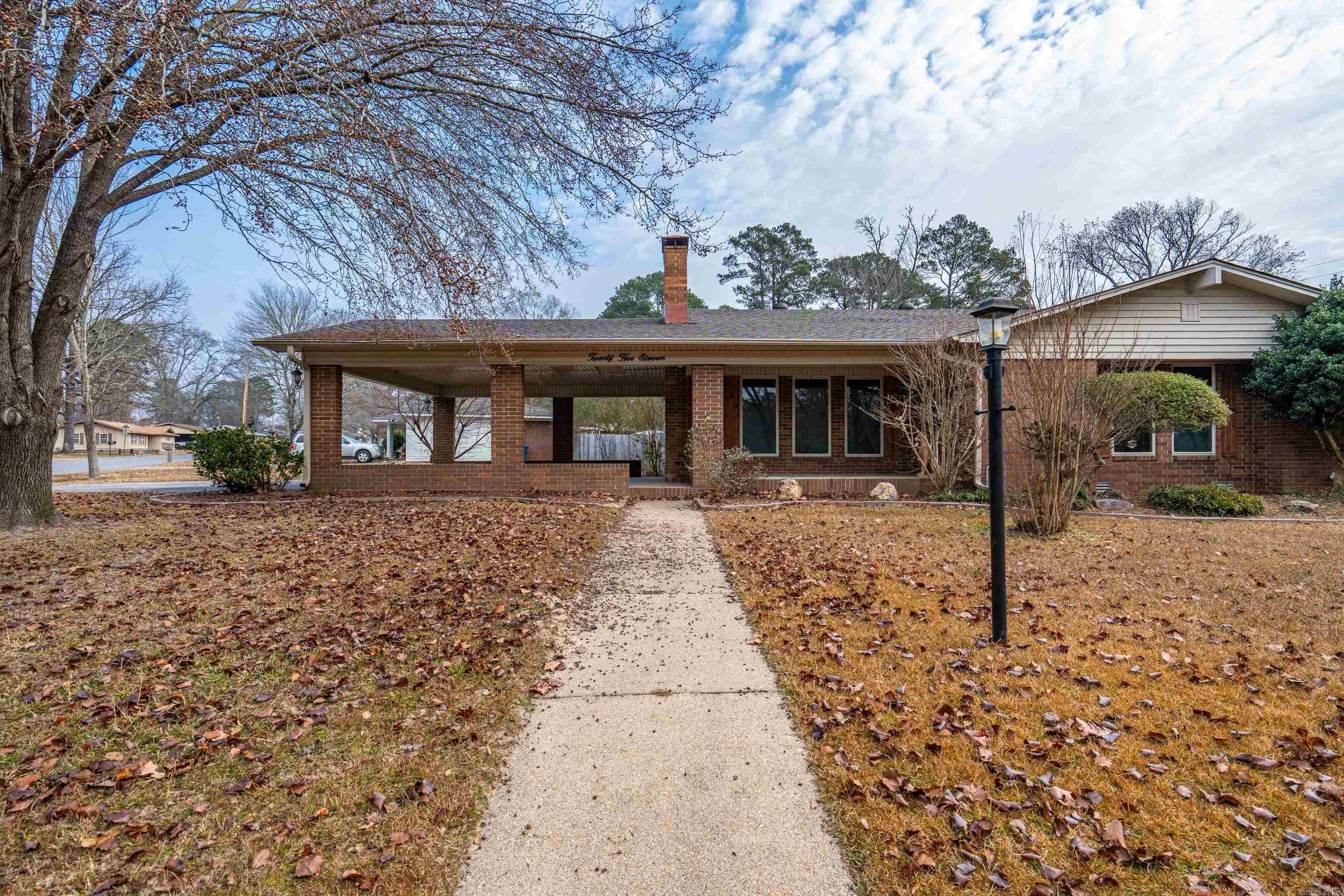 2511 Southgate Drive