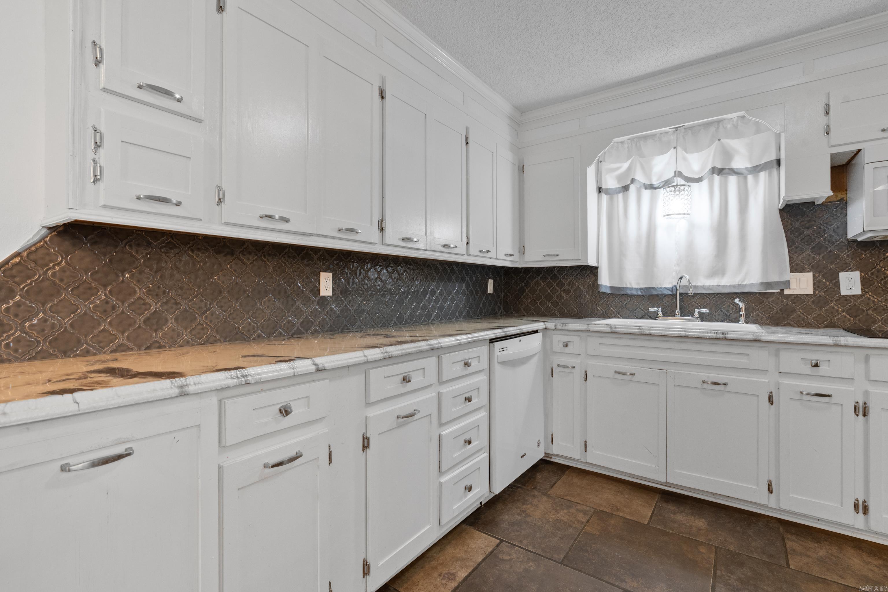 2511 Southgate  Malvern, AR