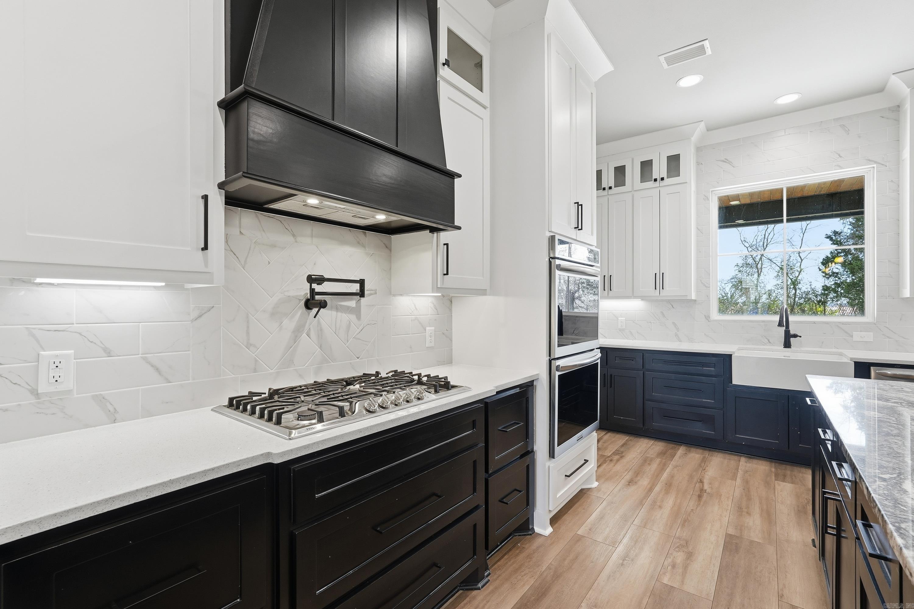 22 Morris  Greenbrier, AR