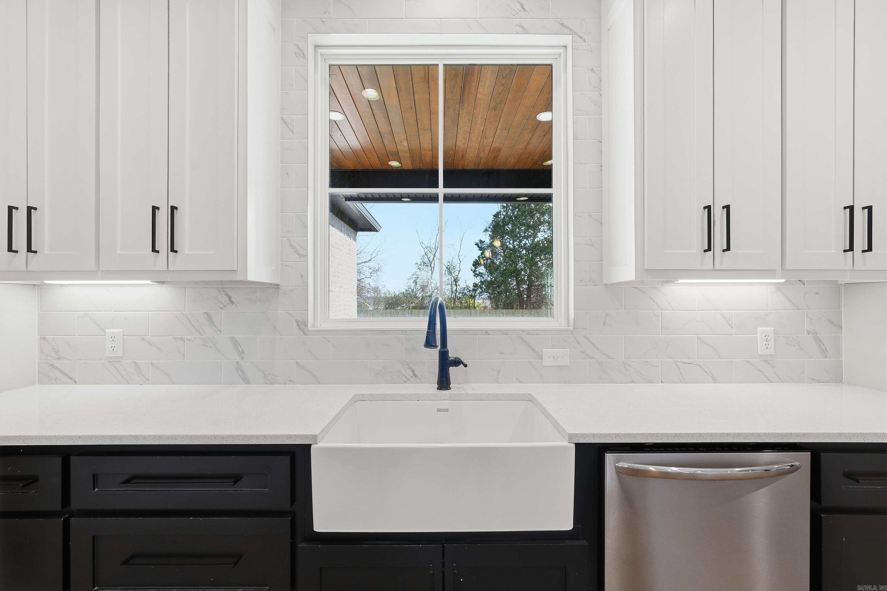 22 Morris  Greenbrier, AR