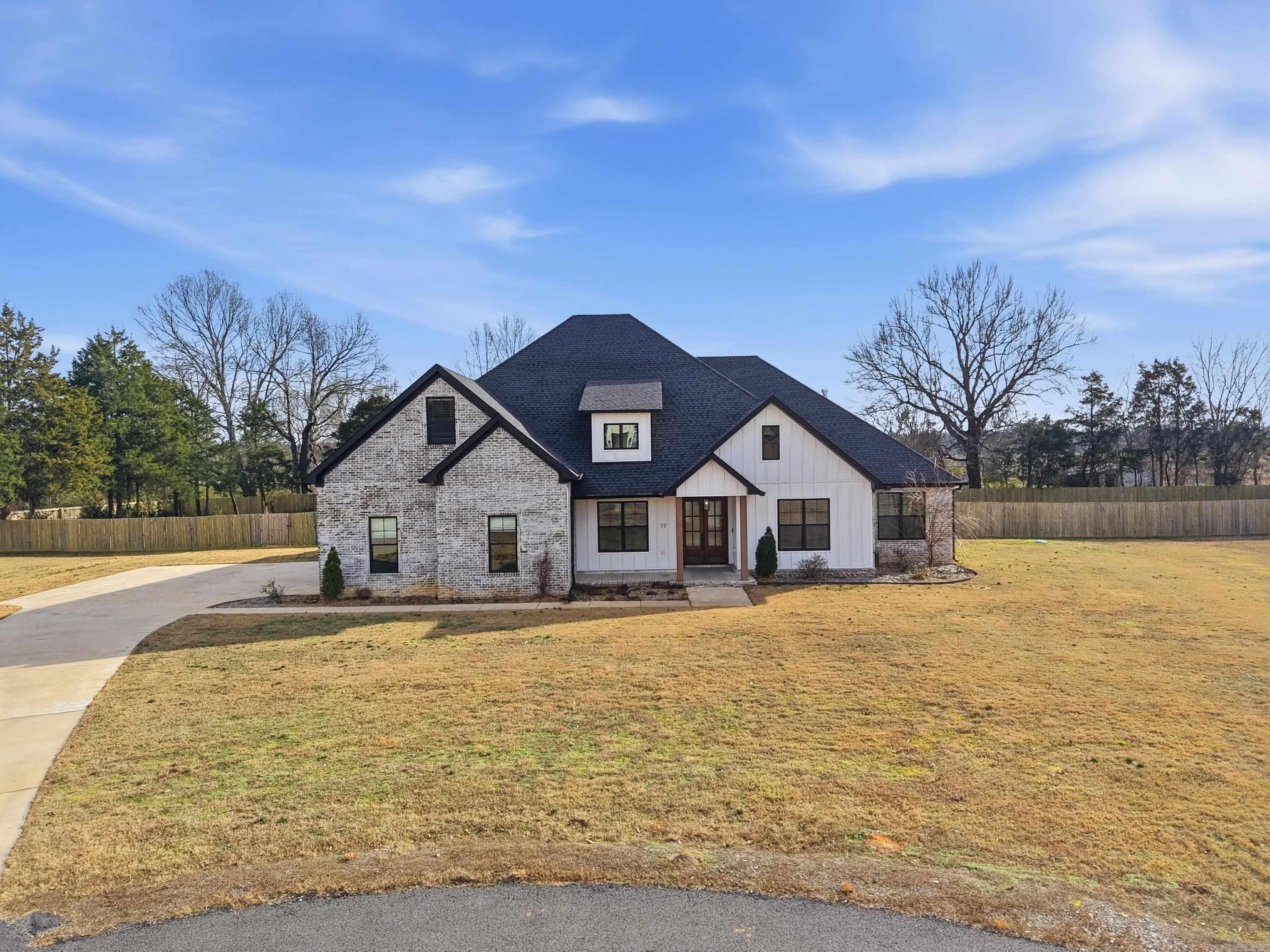 22 Morris  Greenbrier, AR