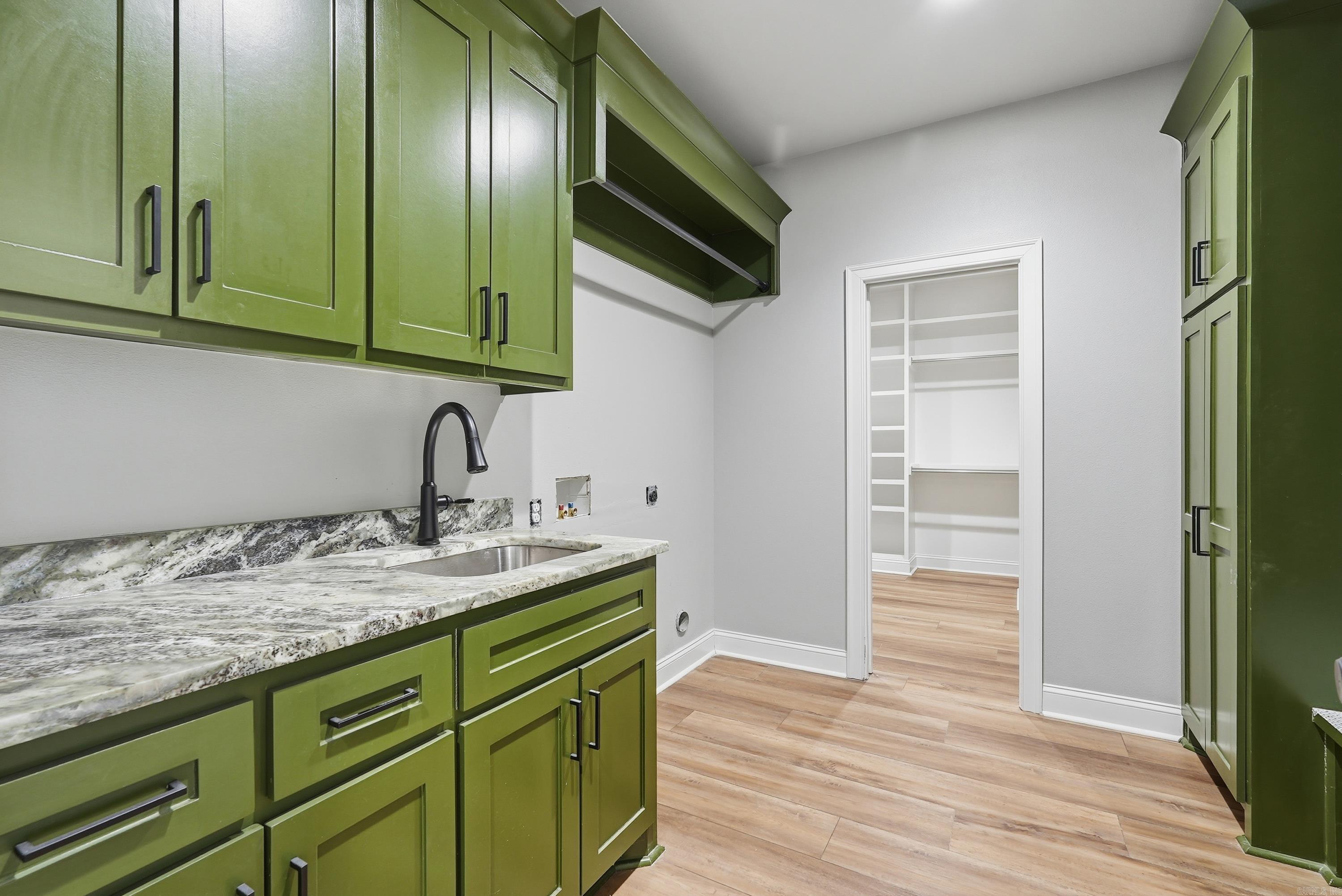 22 Morris  Greenbrier, AR