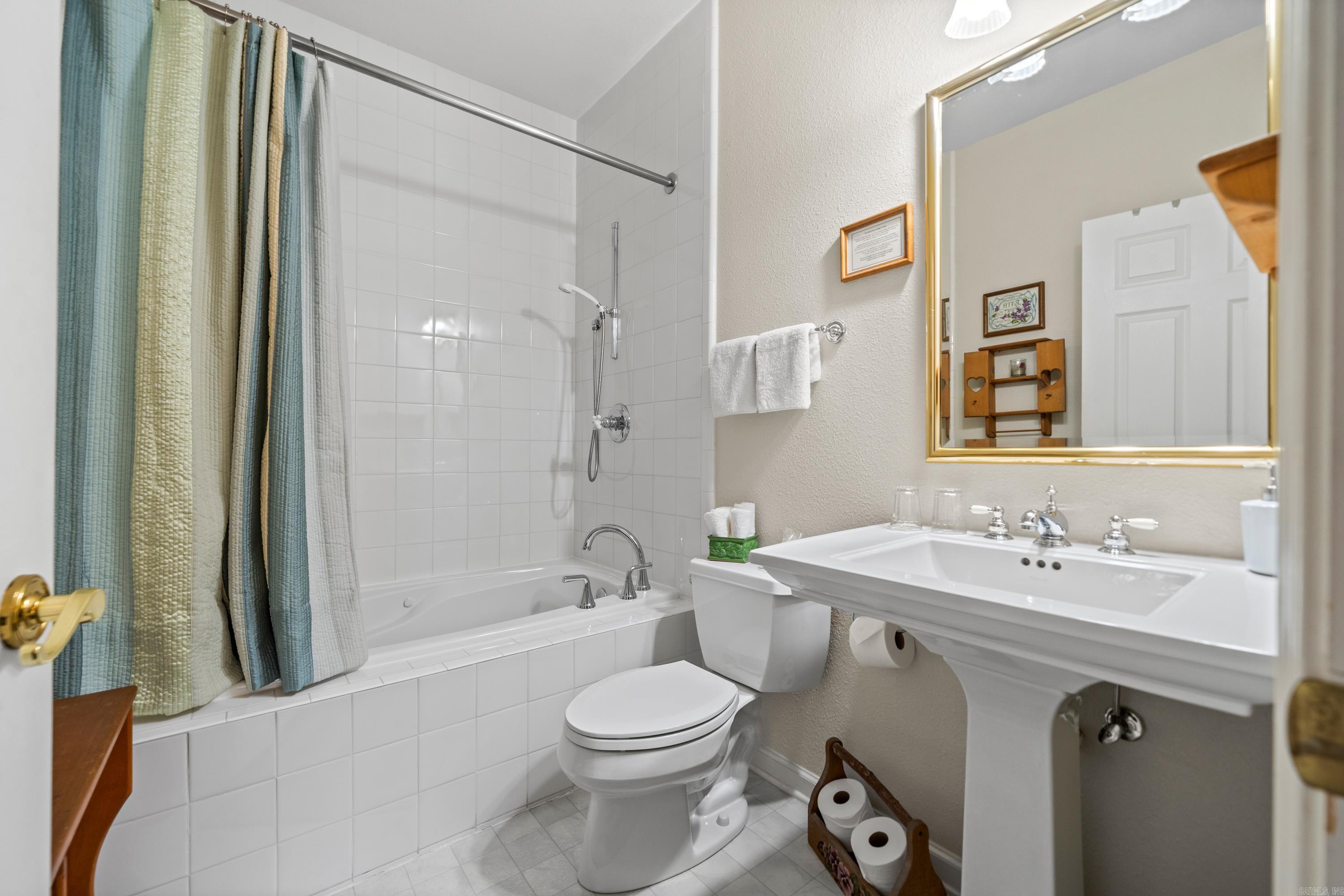 10860 N Highway 7  Jessieville, AR