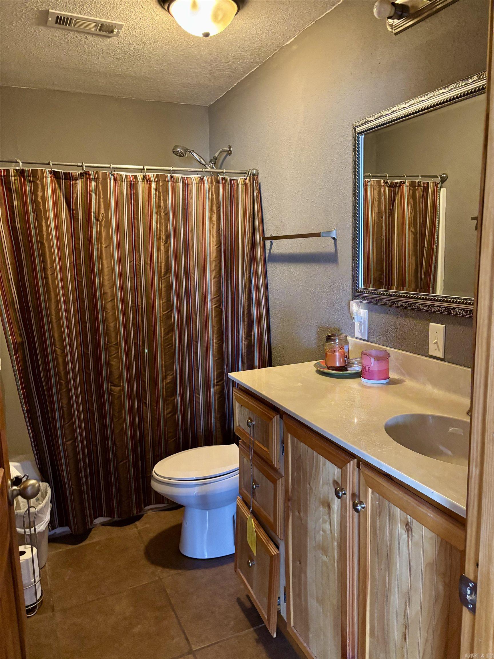 22 Mount Olive Rd.  Plummerville, AR