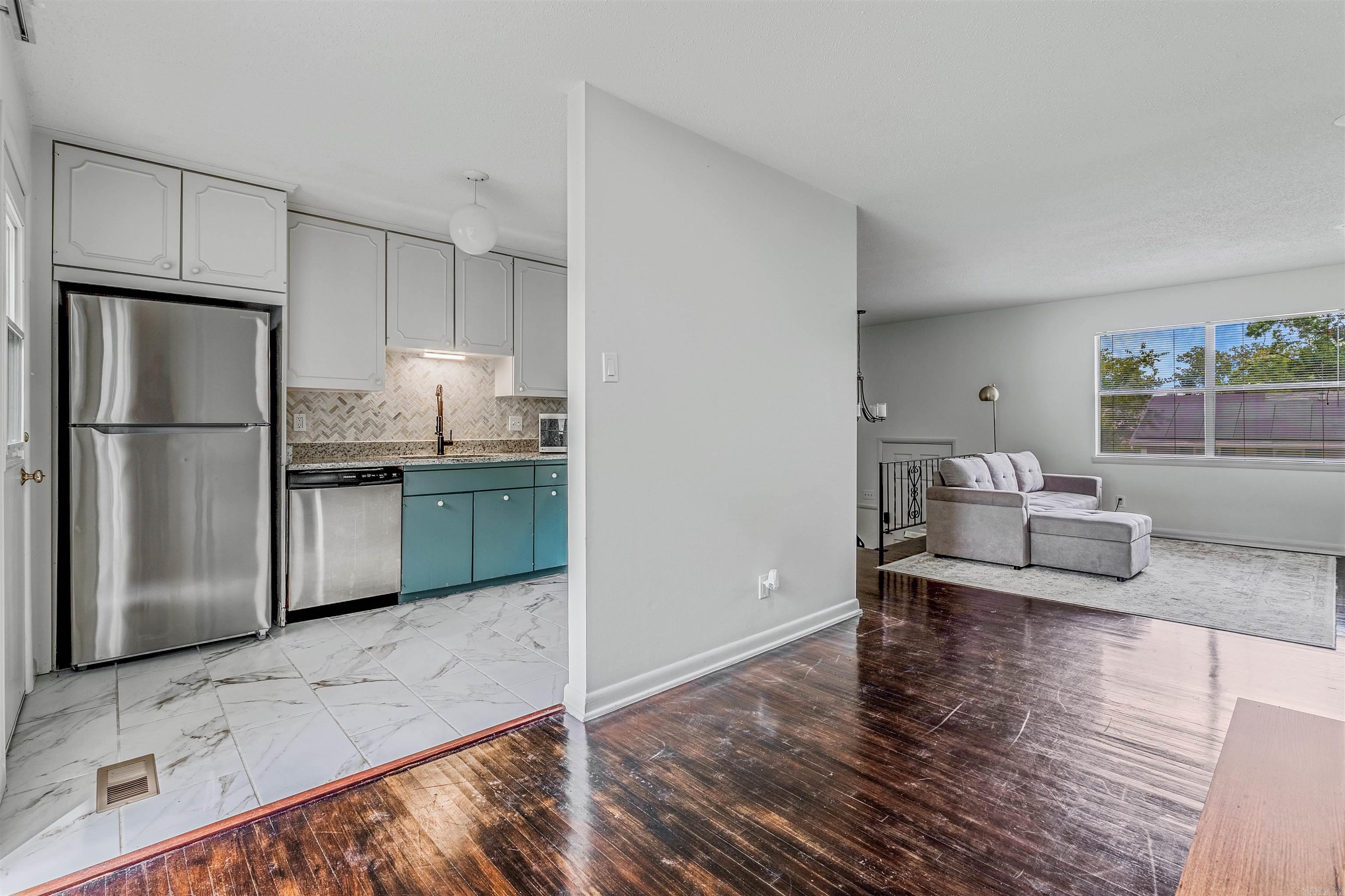 73 White Oak  Little Rock, AR