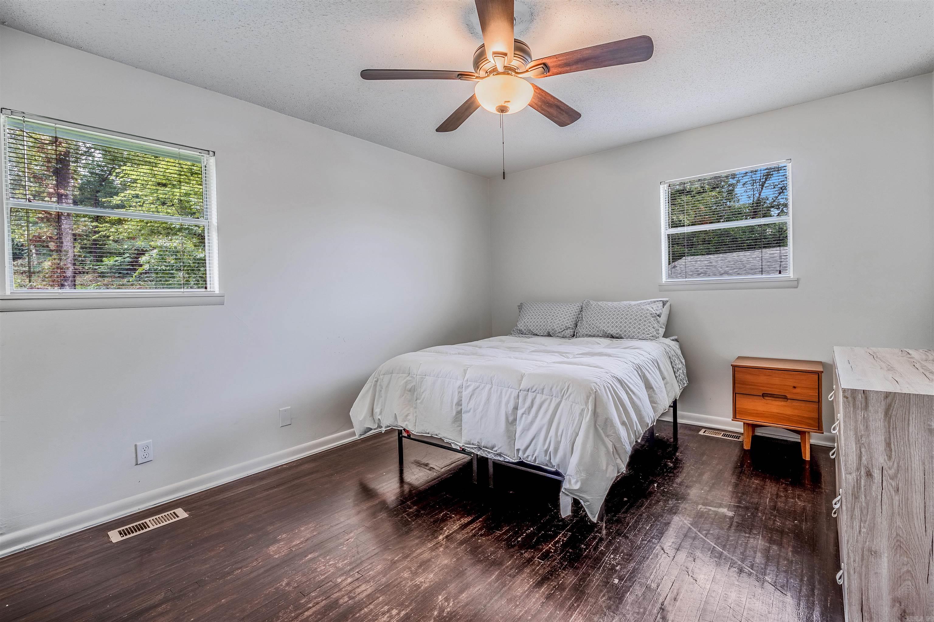 73 White Oak  Little Rock, AR