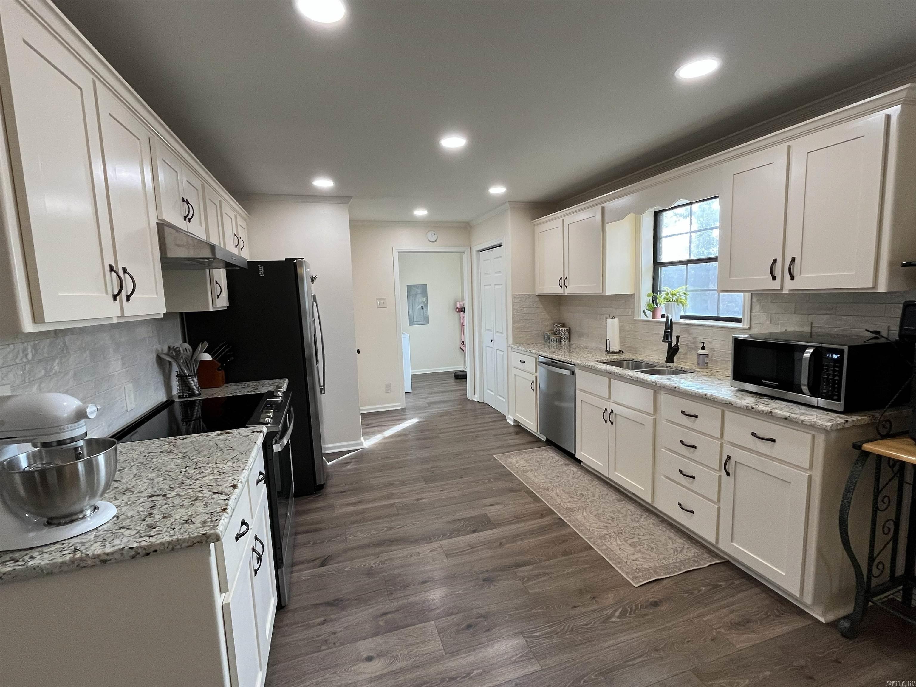 1255 Greenwich Lane  Little Rock, AR