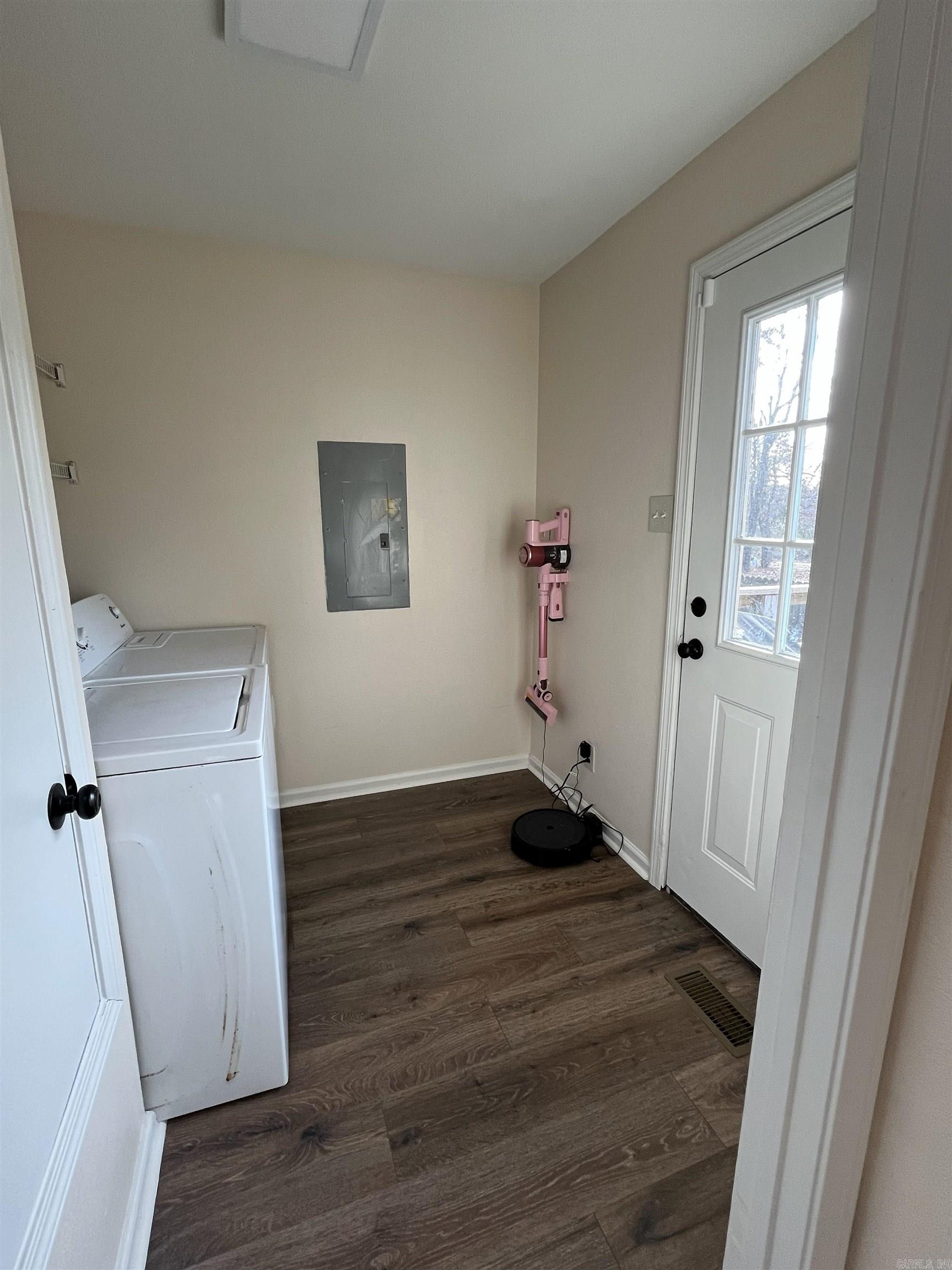 1255 Greenwich Lane  Little Rock, AR