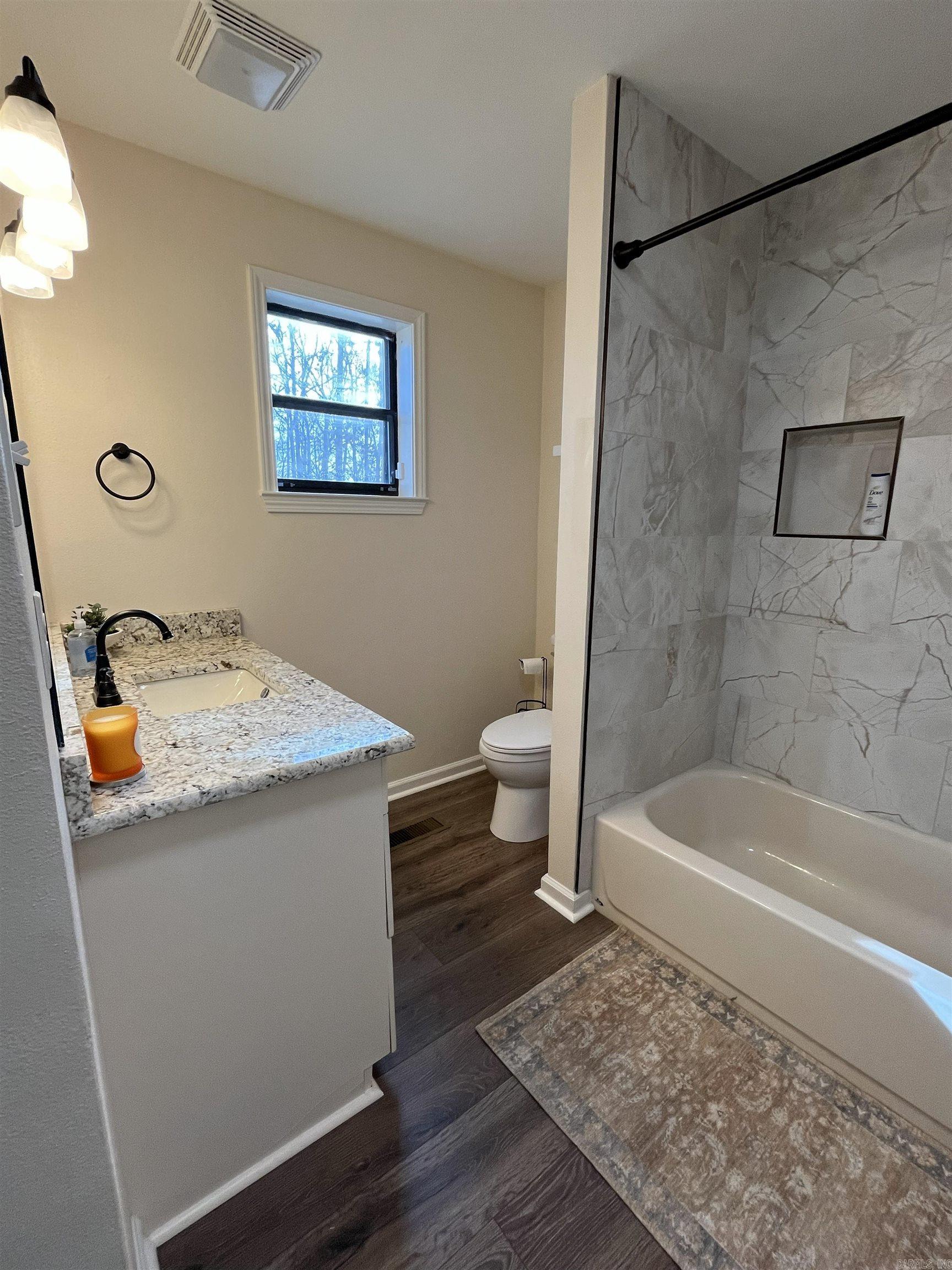 1255 Greenwich Lane  Little Rock, AR