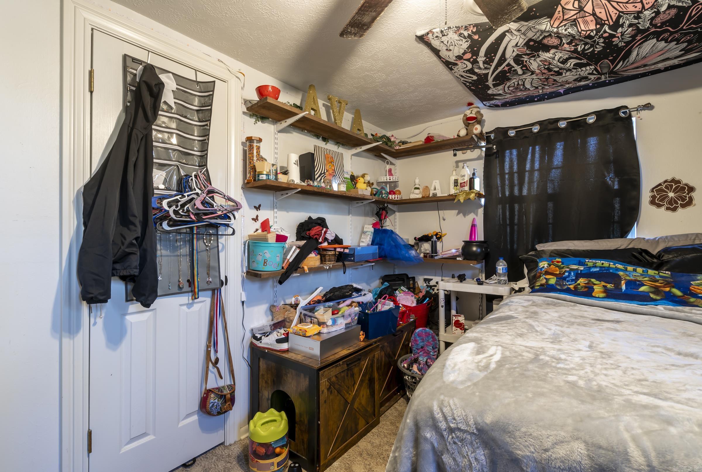 12917 Recreation Dr  Lowell, AR