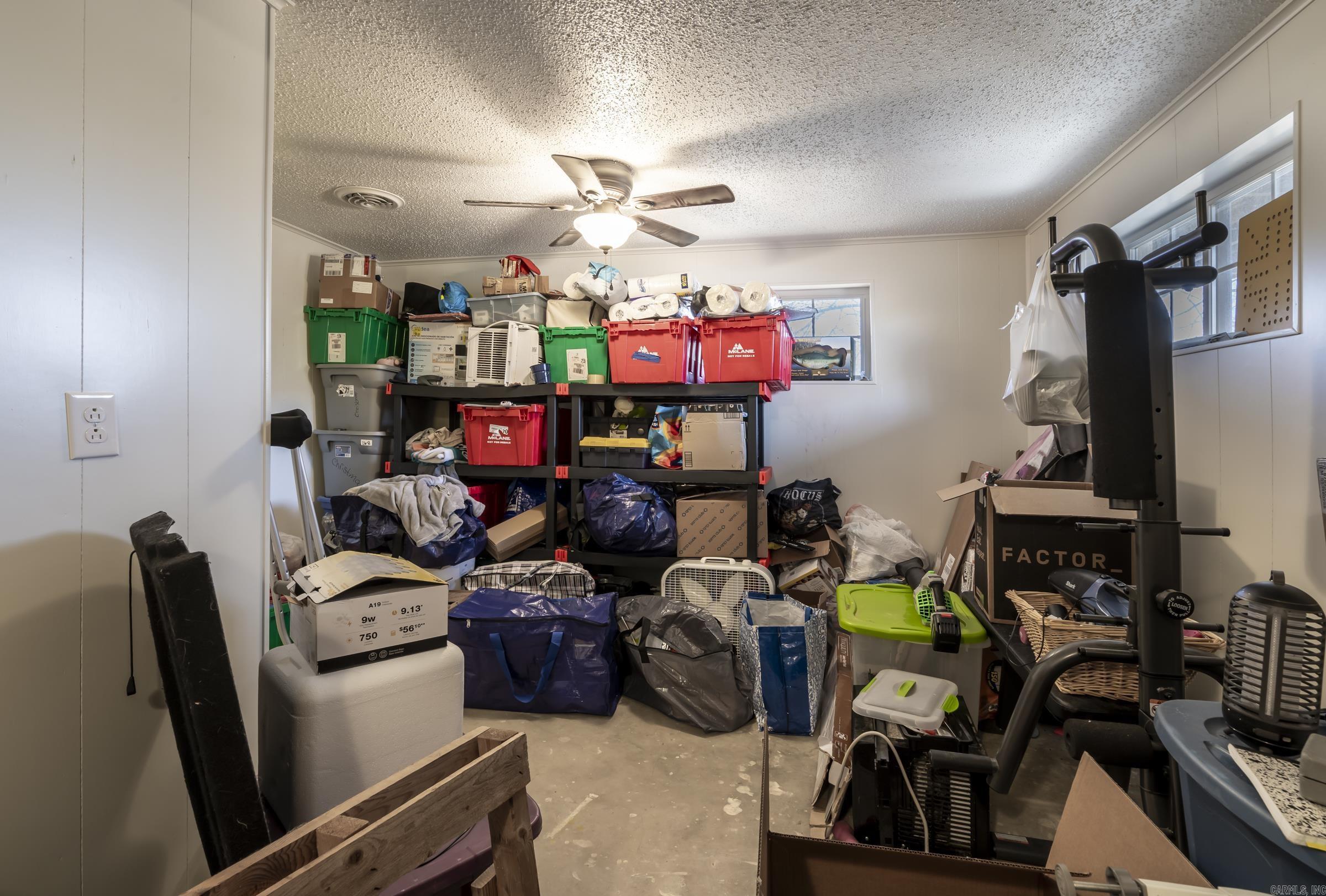 12917 Recreation Dr  Lowell, AR