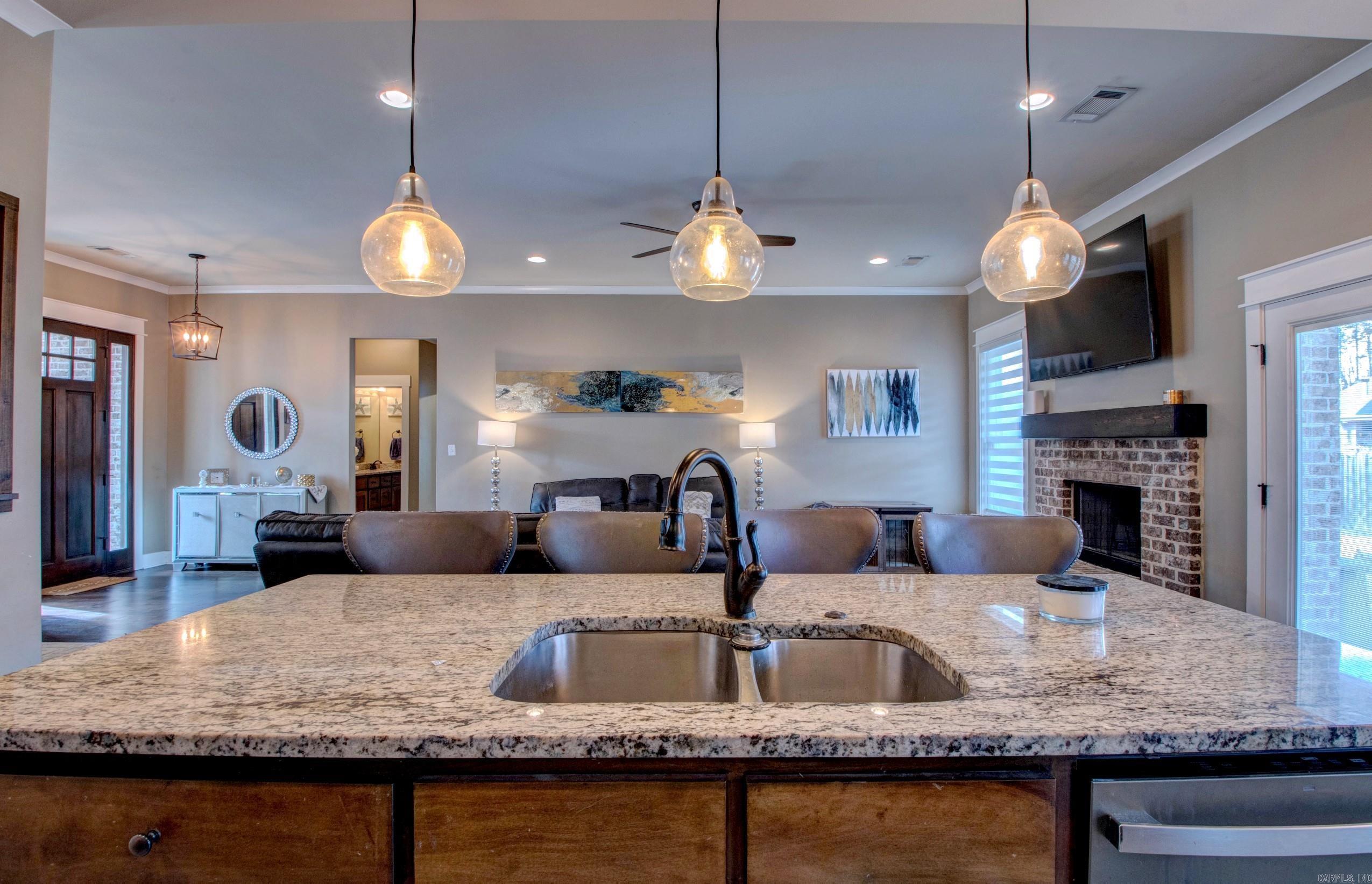 504 Creekside  Bryant, AR