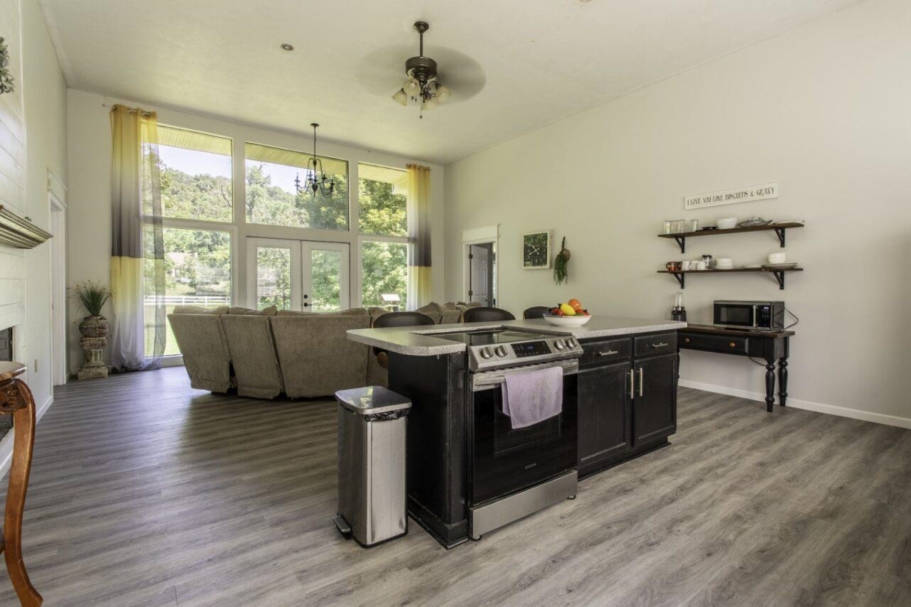 218 River  Hardy, AR