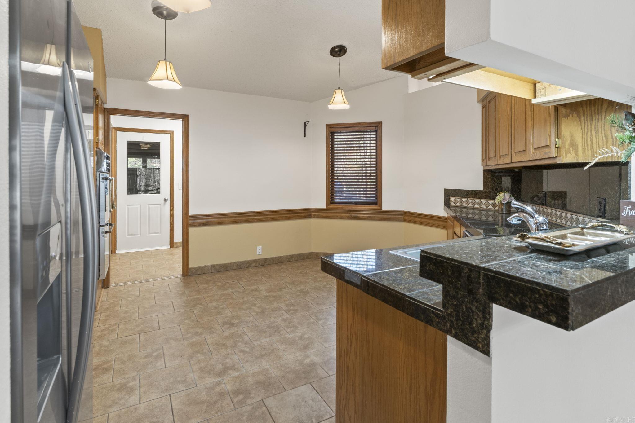 27 Encantado Ln Hot Springs Village, AR 71909-7408