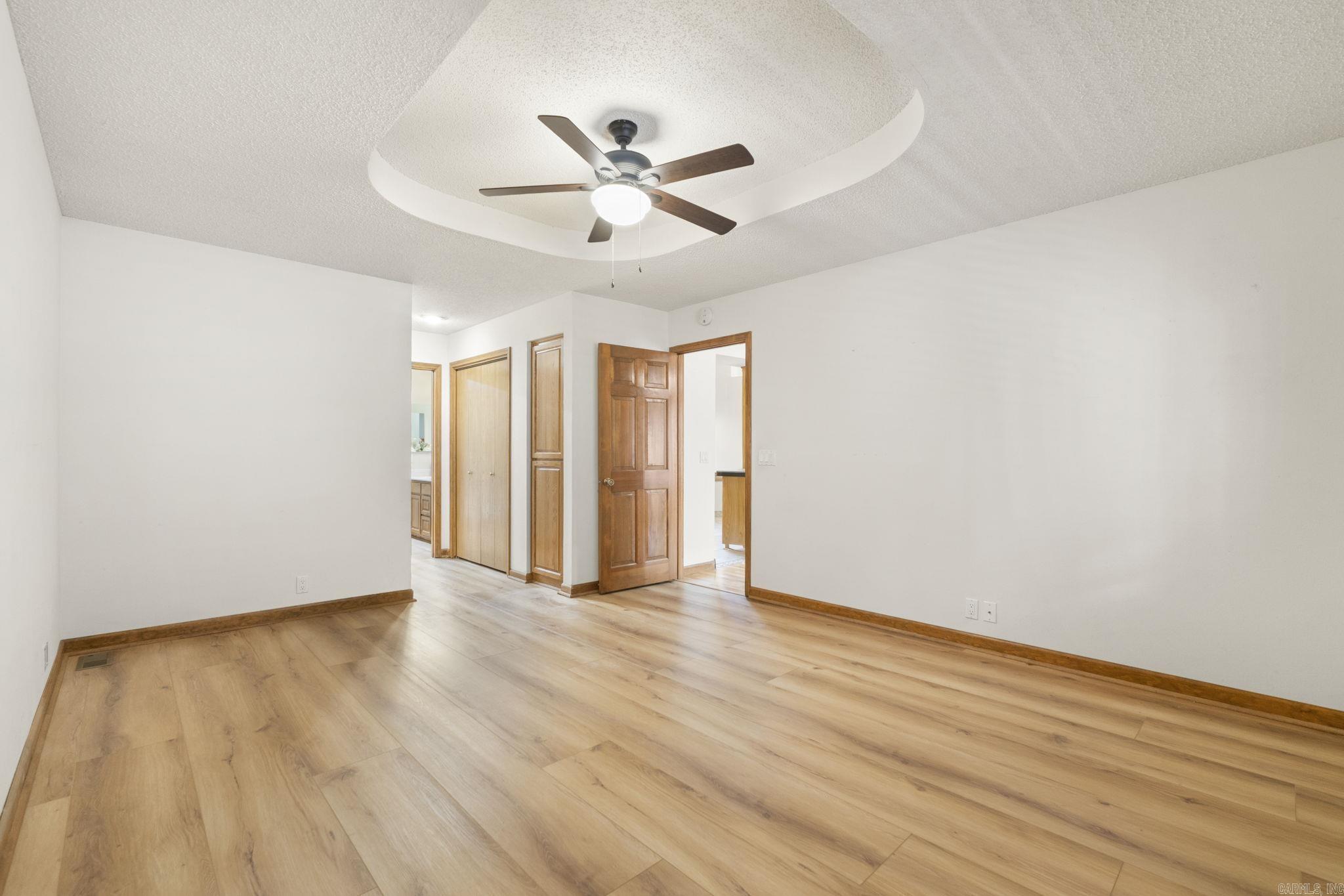 27 Encantado Ln Hot Springs Village, AR 71909-7408