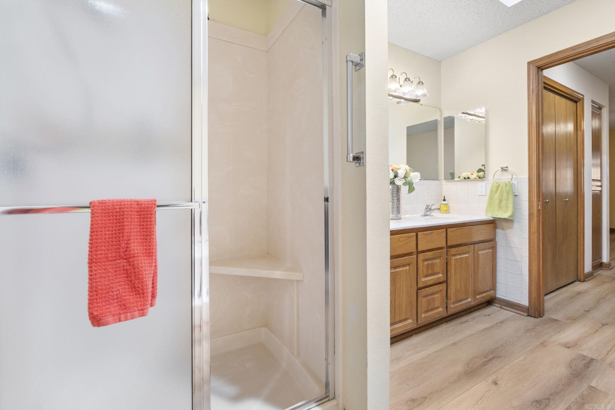 27 Encantado Ln Hot Springs Village, AR 71909-7408