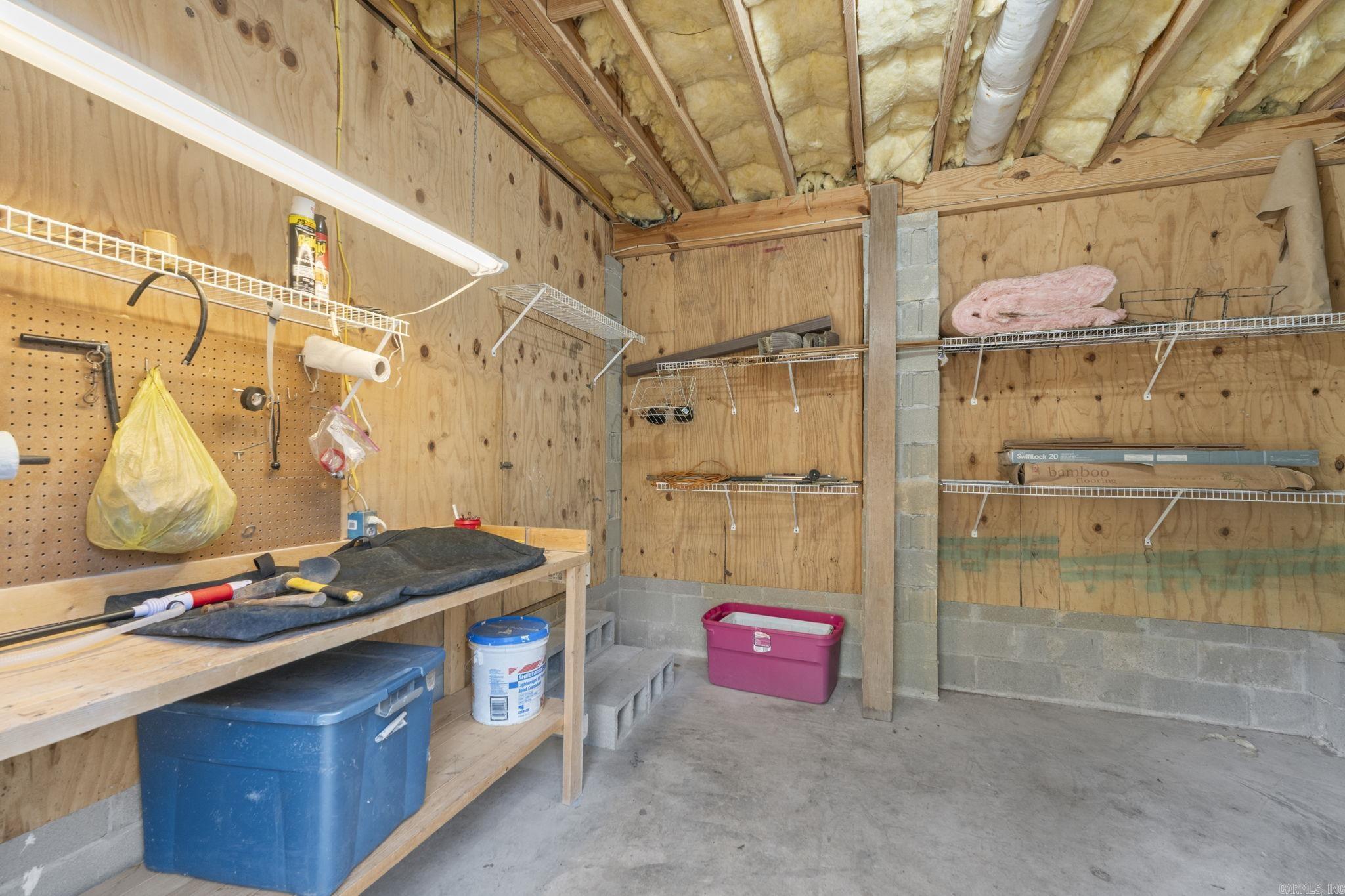 27 Encantado Ln Hot Springs Village, AR 71909-7408