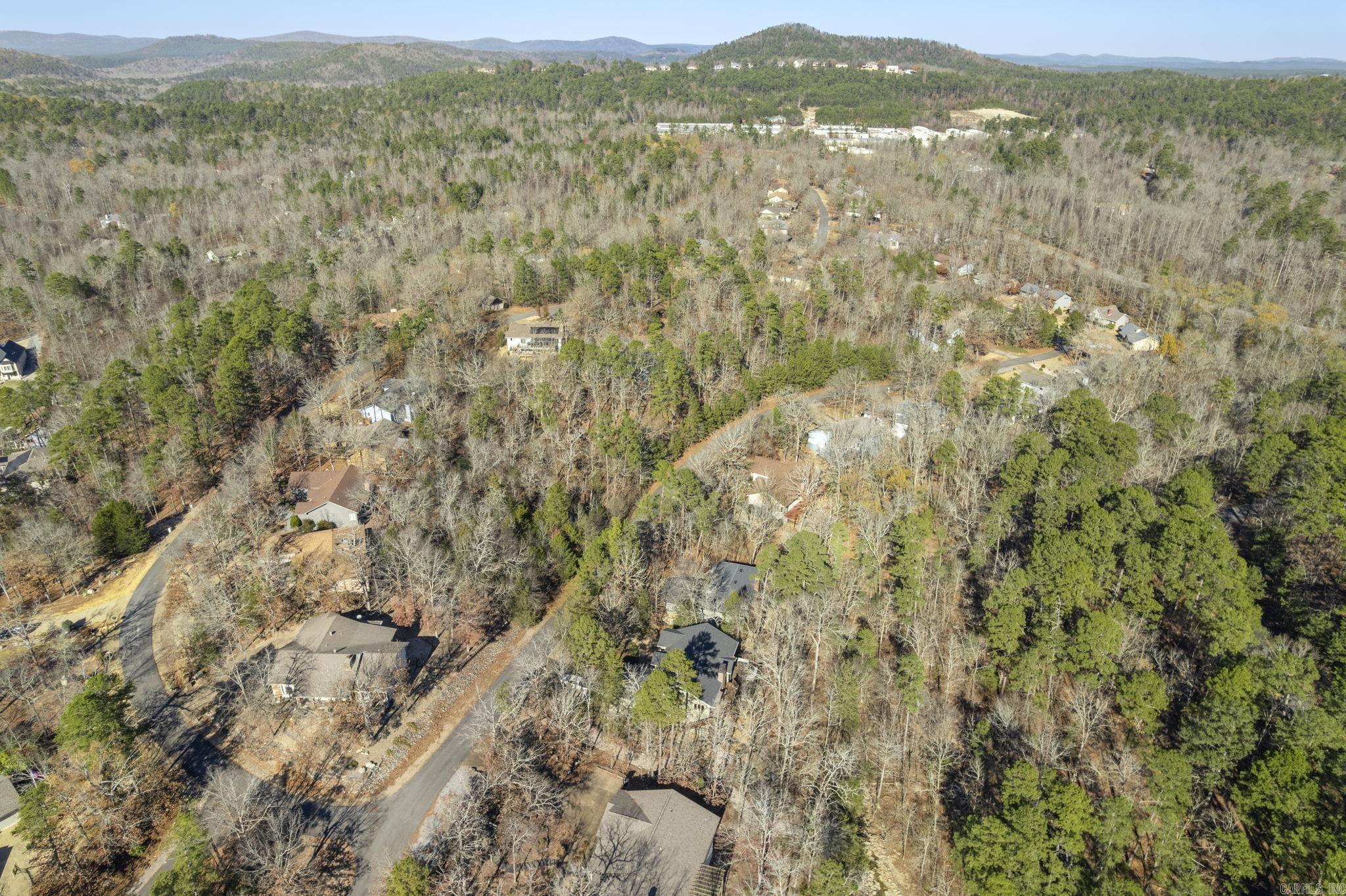 27 Encantado Ln Hot Springs Village, AR 71909-7408