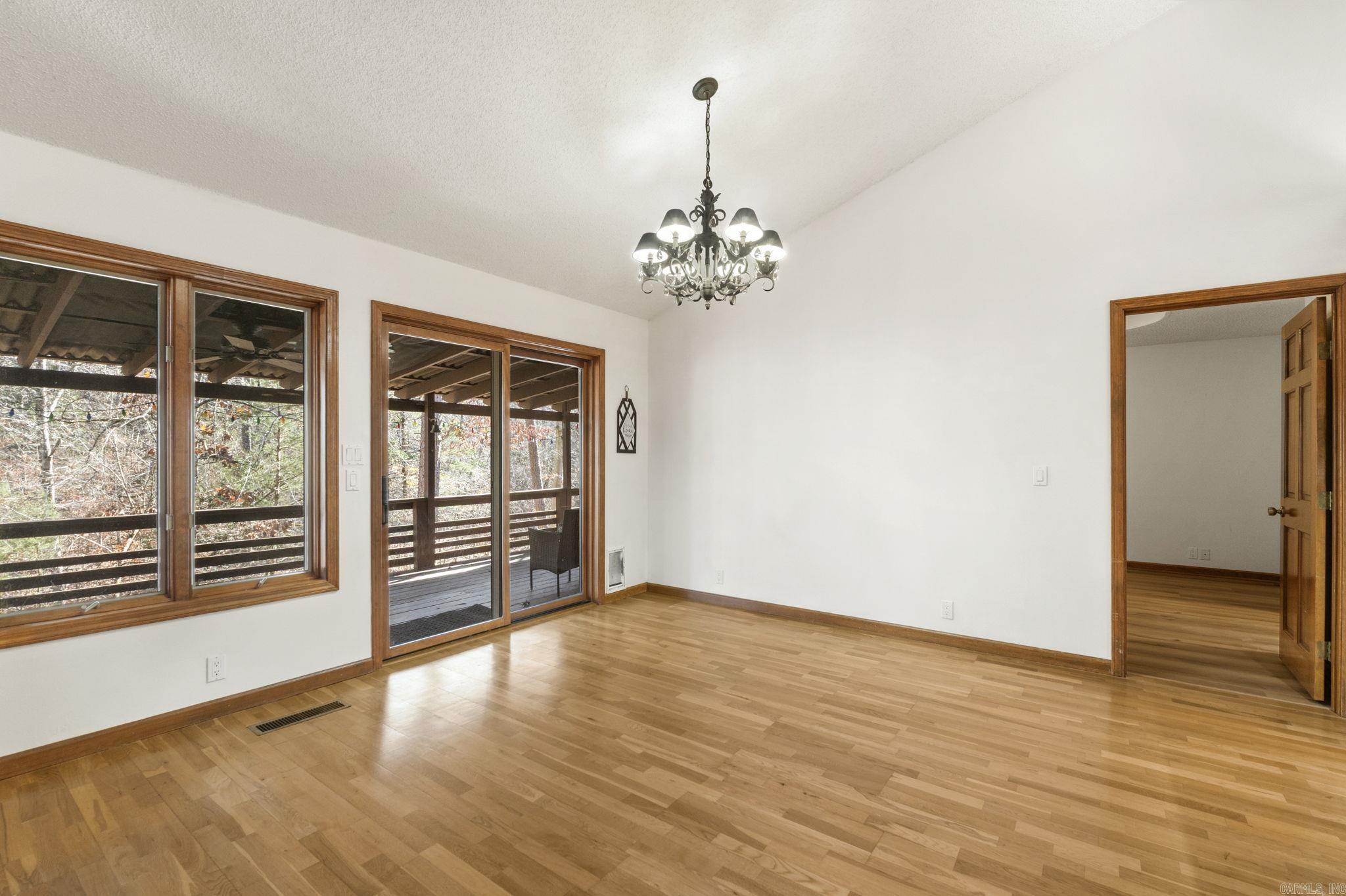 27 Encantado Ln Hot Springs Village, AR 71909-7408