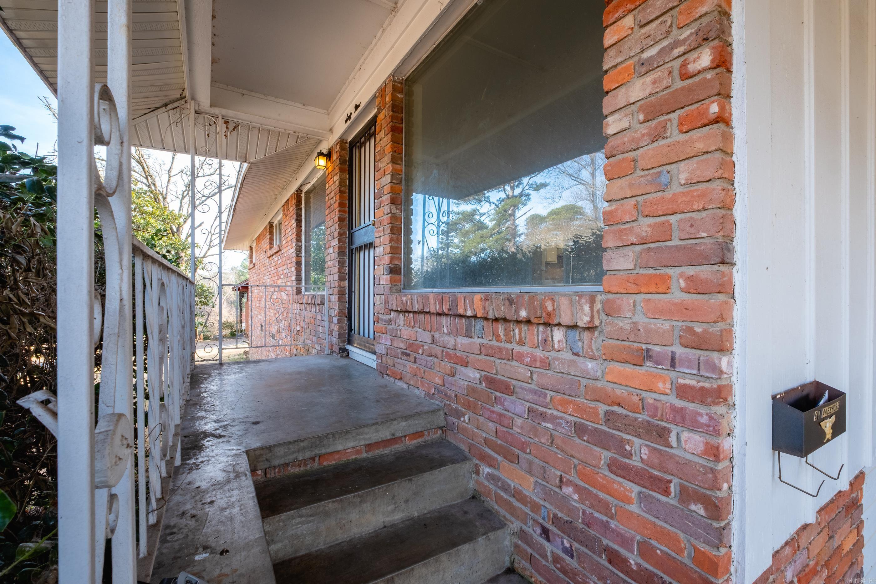 69 Lakeshore  Little Rock, AR