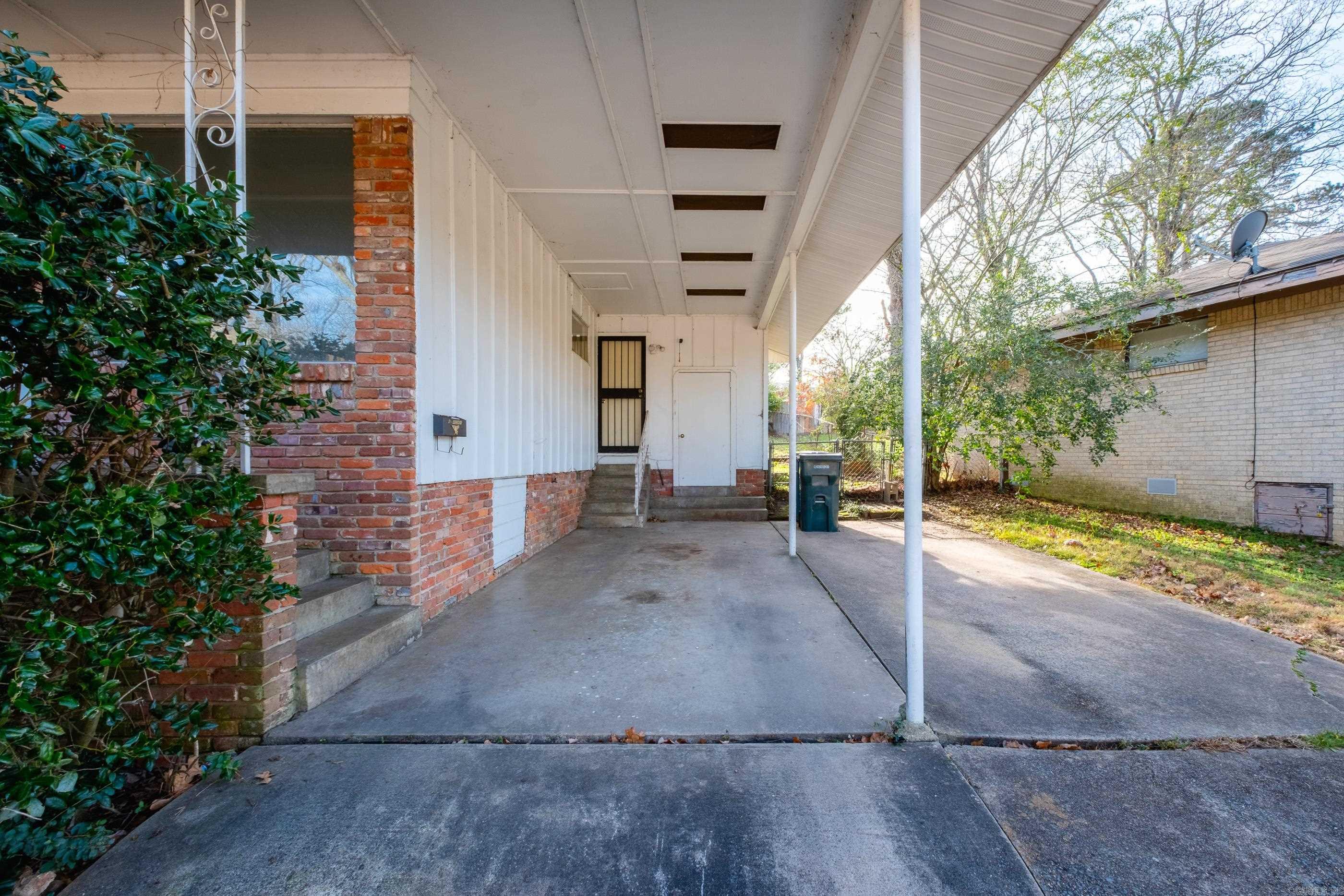 69 Lakeshore  Little Rock, AR