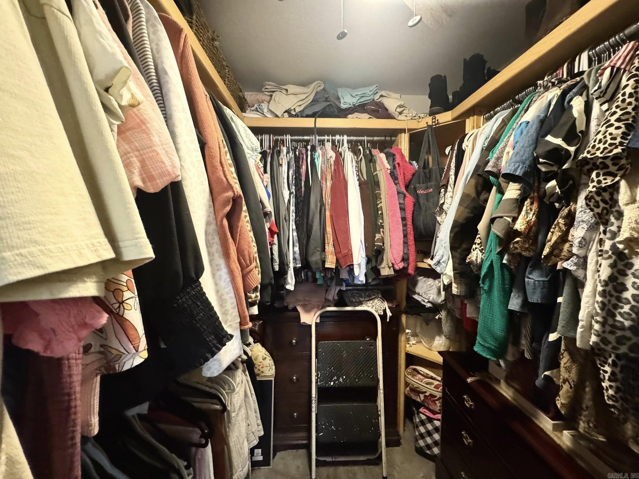 656 Pitard Loop  Mountain View, AR