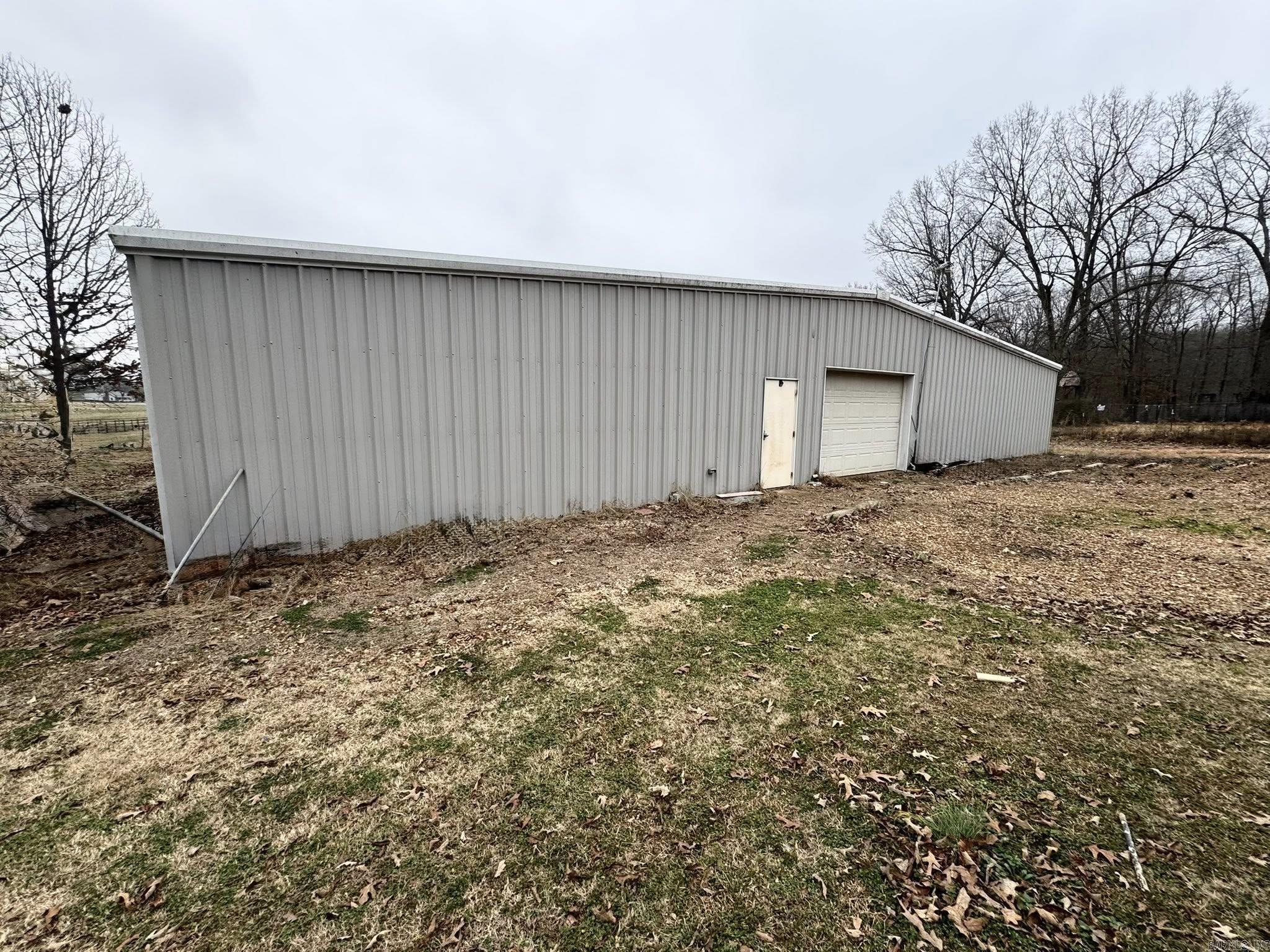 656 Pitard Loop  Mountain View, AR