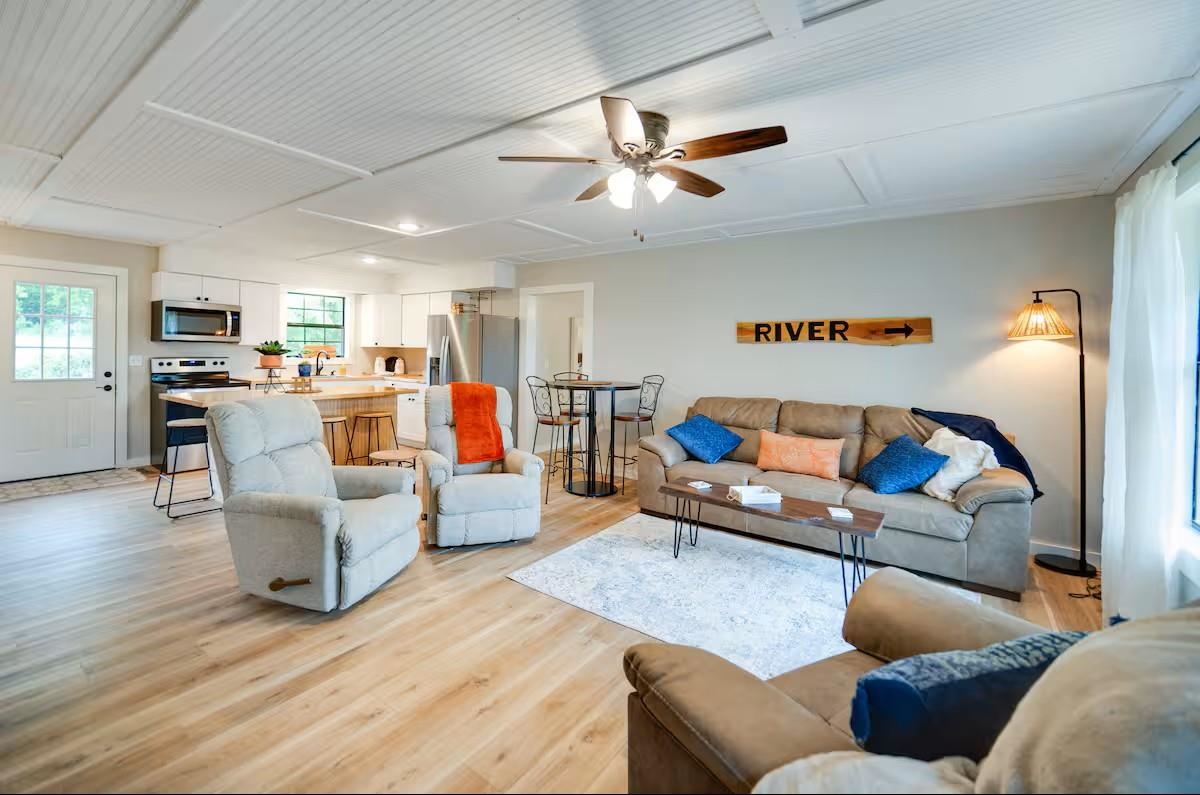 35 Riverbend Rd  Mammoth Spring, AR