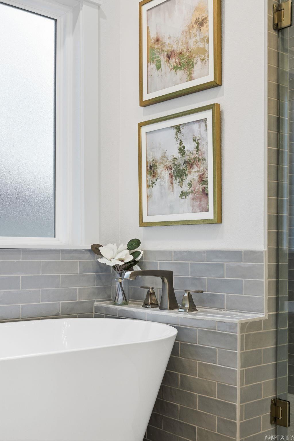 6300 Kenwood  Cammack Village, AR