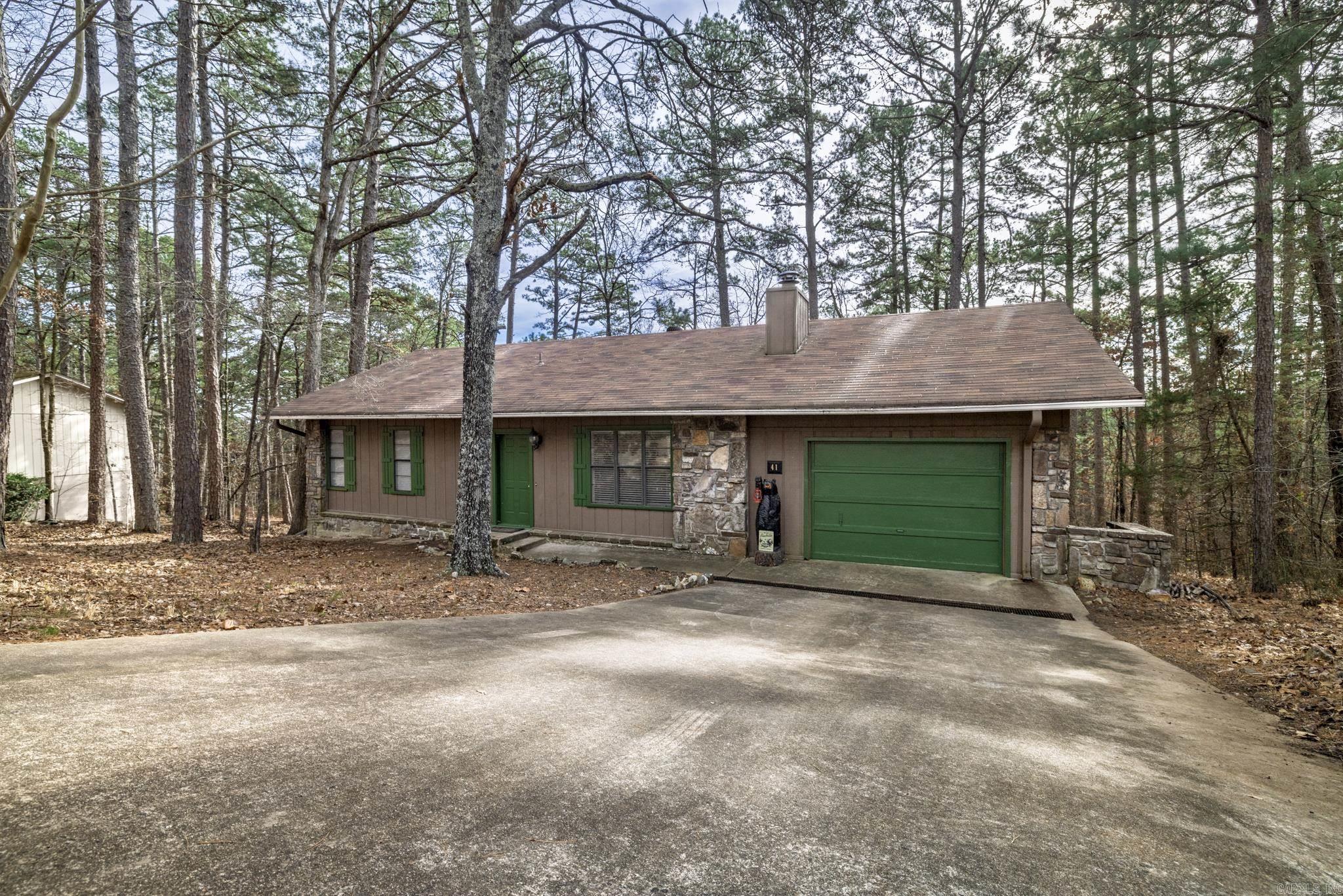 41 Pyrenees Way  Hot Springs, AR