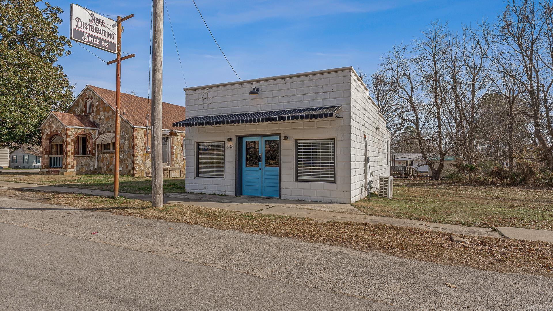 303 S 4th  Paragould, AR